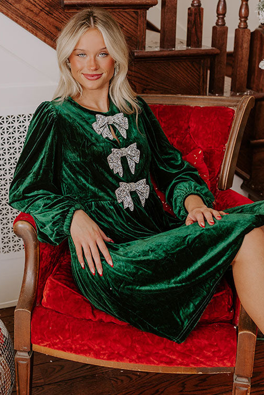 Chic High Waist A-Line Mini Dress in Evergreen - Casual Round Neck Dress for Daily Wear - Detail View 7 Chic High Waist A-Line Mini Dress in Evergreen - Casual Round Neck Dress for Daily Wear - Detail View 7