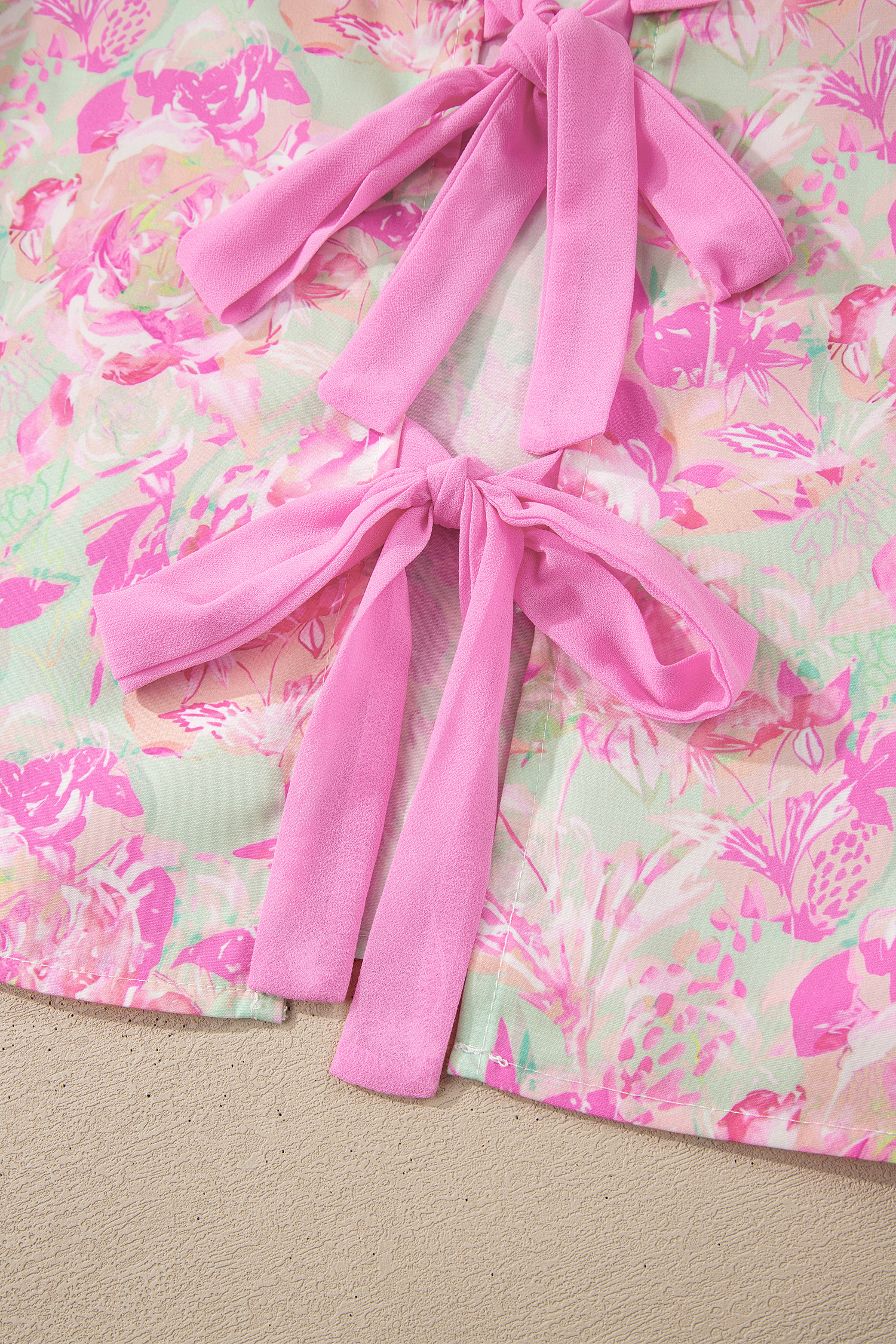 Stylish Pink Floral Knot Blouse – A Versatile Addition to Your Summer Wardrobe - Detail View 9 Stylish Pink Floral Knot Blouse – A Versatile Addition to Your Summer Wardrobe - Detail View 9