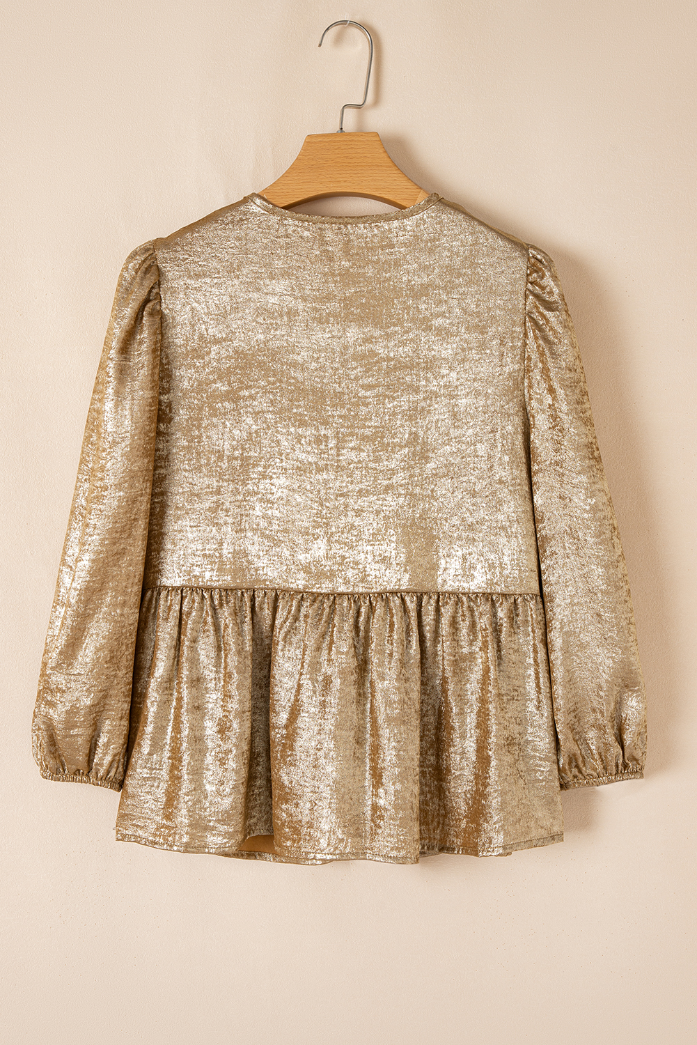 Chic Gold Blouse with Puff Sleeves and Ruffle Hem - Perfect for Any Occasion - Detail View 6 Chic Gold Blouse with Puff Sleeves and Ruffle Hem - Perfect for Any Occasion - Detail View 6