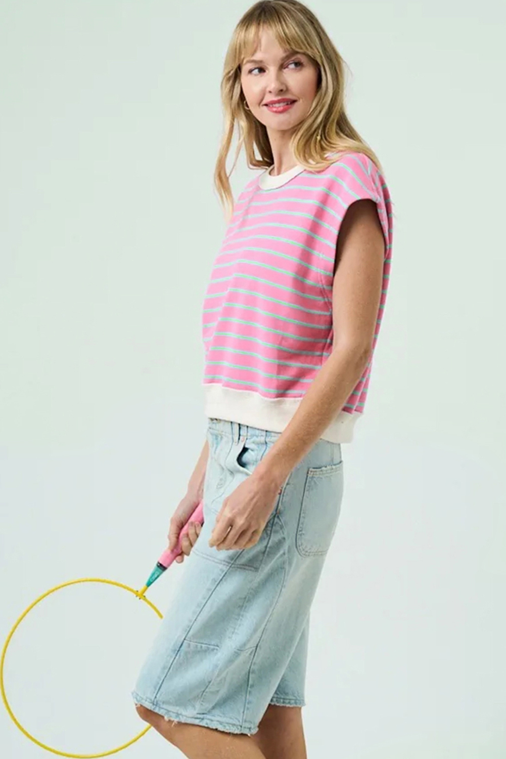 Stylish Round Neck T-Shirt for Women - Perfect for Daily Wear in Summer - Detail View 3 Stylish Round Neck T-Shirt for Women - Perfect for Daily Wear in Summer - Detail View 3