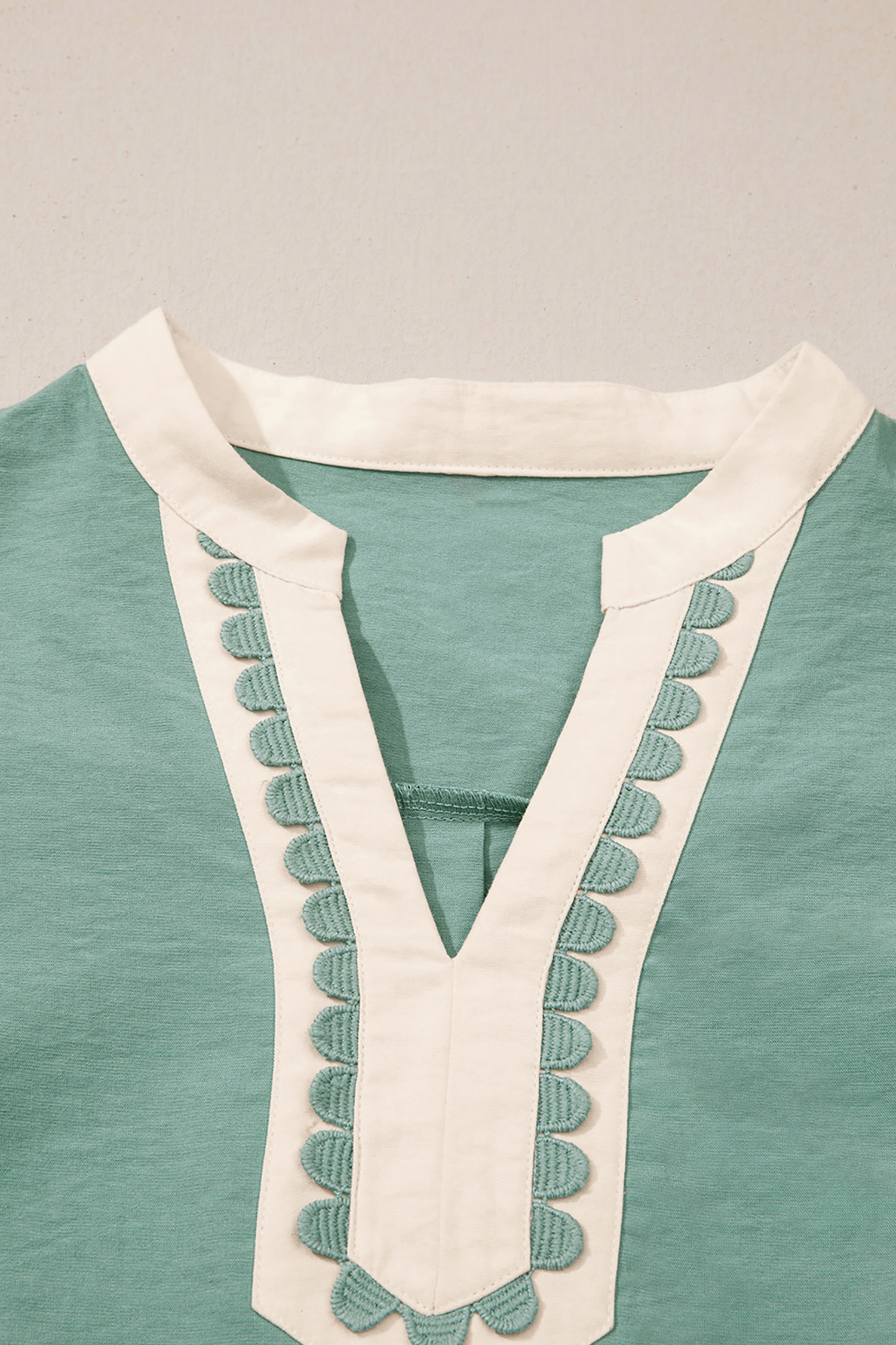 Chic Color Block Mini Dress for Women – Short Sleeve H-Line Shift Dress with Pockets, Summer Fashion Gift - Detail View 9 Chic Color Block Mini Dress for Women – Short Sleeve H-Line Shift Dress with Pockets, Summer Fashion Gift - Detail View 9