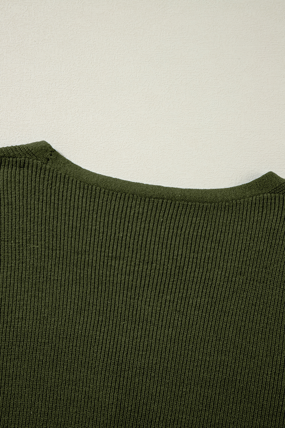 Women's Cardigan, Moss Green, Lightweight Knit, Button Front, V Neck, Long Sleeve, Casual Style, Daily Wear, Fall Fashion, Solid Color, Comfortable, Versatile, Basic Style, Shift Silhouette - Detail View 12 Women's Cardigan, Moss Green, Lightweight Knit, Button Front, V Neck, Long Sleeve, Casual Style, Daily Wear, Fall Fashion, Solid Color, Comfortable, Versatile, Basic Style, Shift Silhouette - Detail View 12
