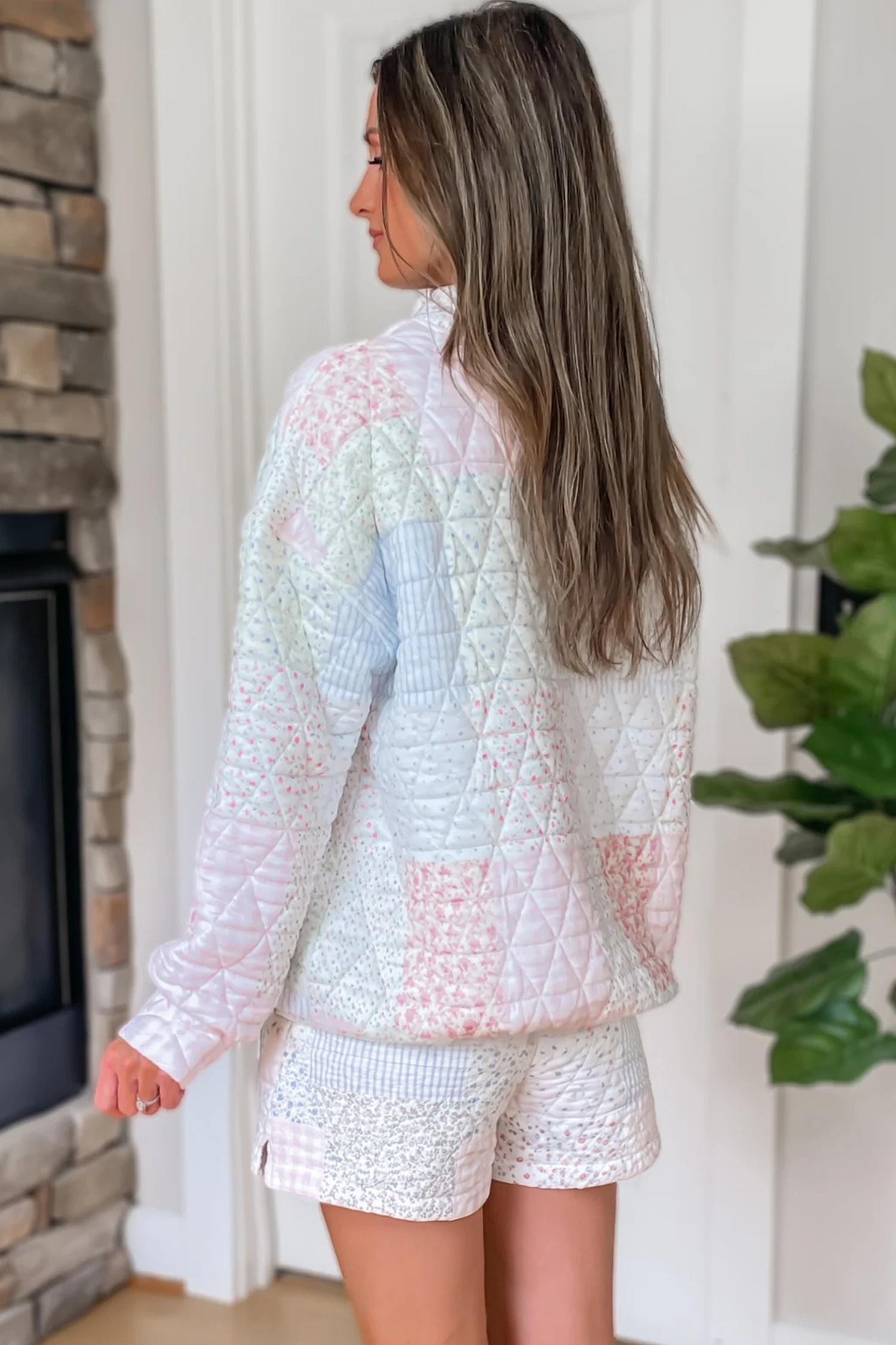 Cozy Floral Quilted Matching Set, Long Sleeve Lounge Outfit - Detail View 5 Cozy Floral Quilted Matching Set, Long Sleeve Lounge Outfit - Detail View 5