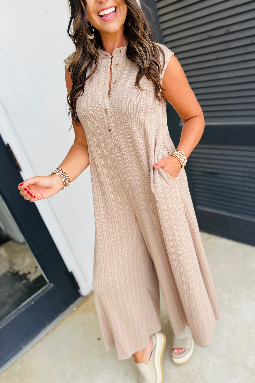 Sophisticated Sleeveless Jumpsuit in Smoke Gray with Textured Fabric and Wide Legs - Detail View 2 Sophisticated Sleeveless Jumpsuit in Smoke Gray with Textured Fabric and Wide Legs - Detail View 2