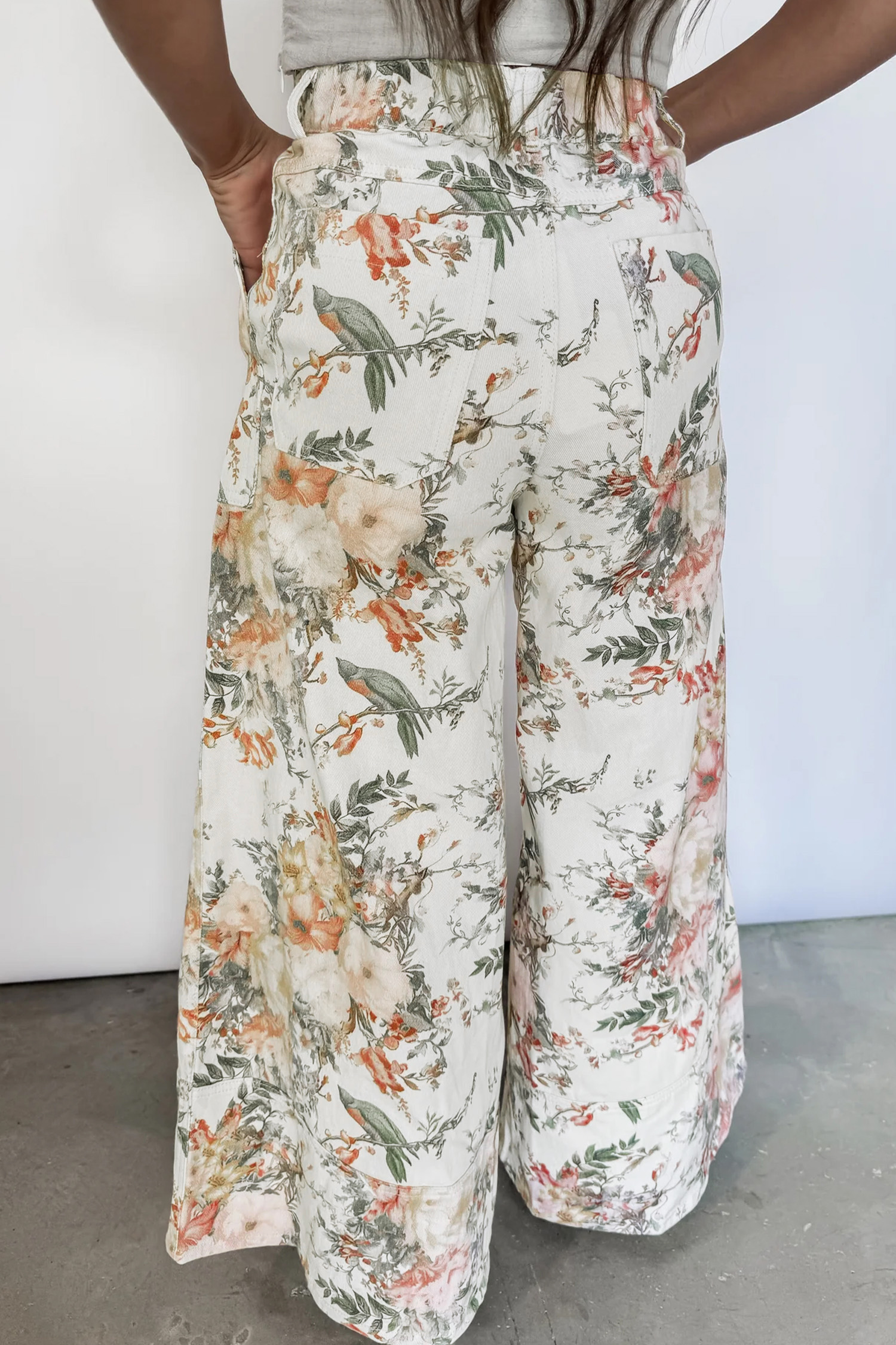 Chic Southern Belle Floral Wide Leg Denim for Women – High Waisted Beige Vintage Style Jeans, All Over Print - Detail View 2 Chic Southern Belle Floral Wide Leg Denim for Women – High Waisted Beige Vintage Style Jeans, All Over Print - Detail View 2