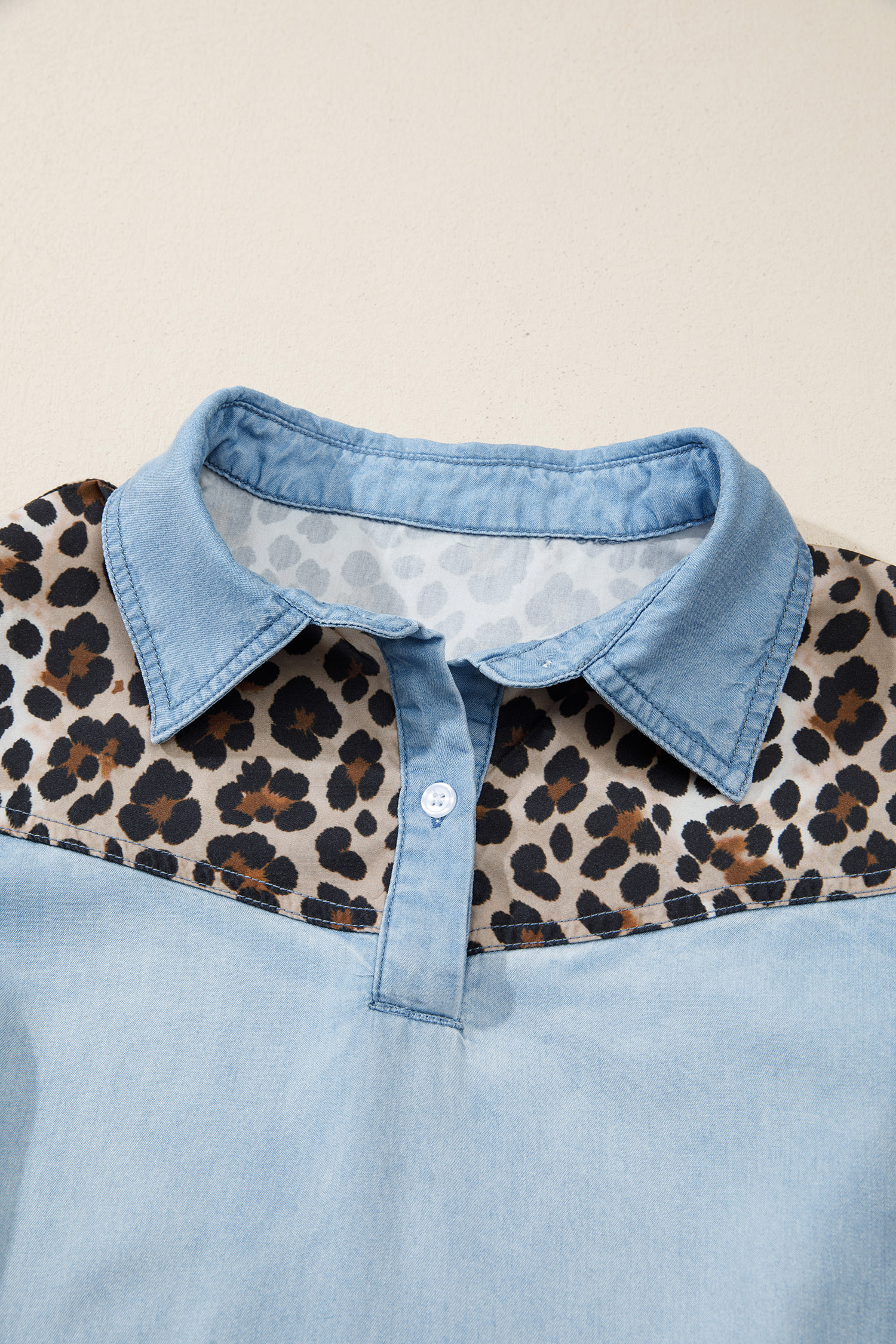 Women's Denim Mini Dress – Short Sleeve Leopard Print Patchwork Shift Dress for Daily Wear - Detail View 7 Women's Denim Mini Dress – Short Sleeve Leopard Print Patchwork Shift Dress for Daily Wear - Detail View 7