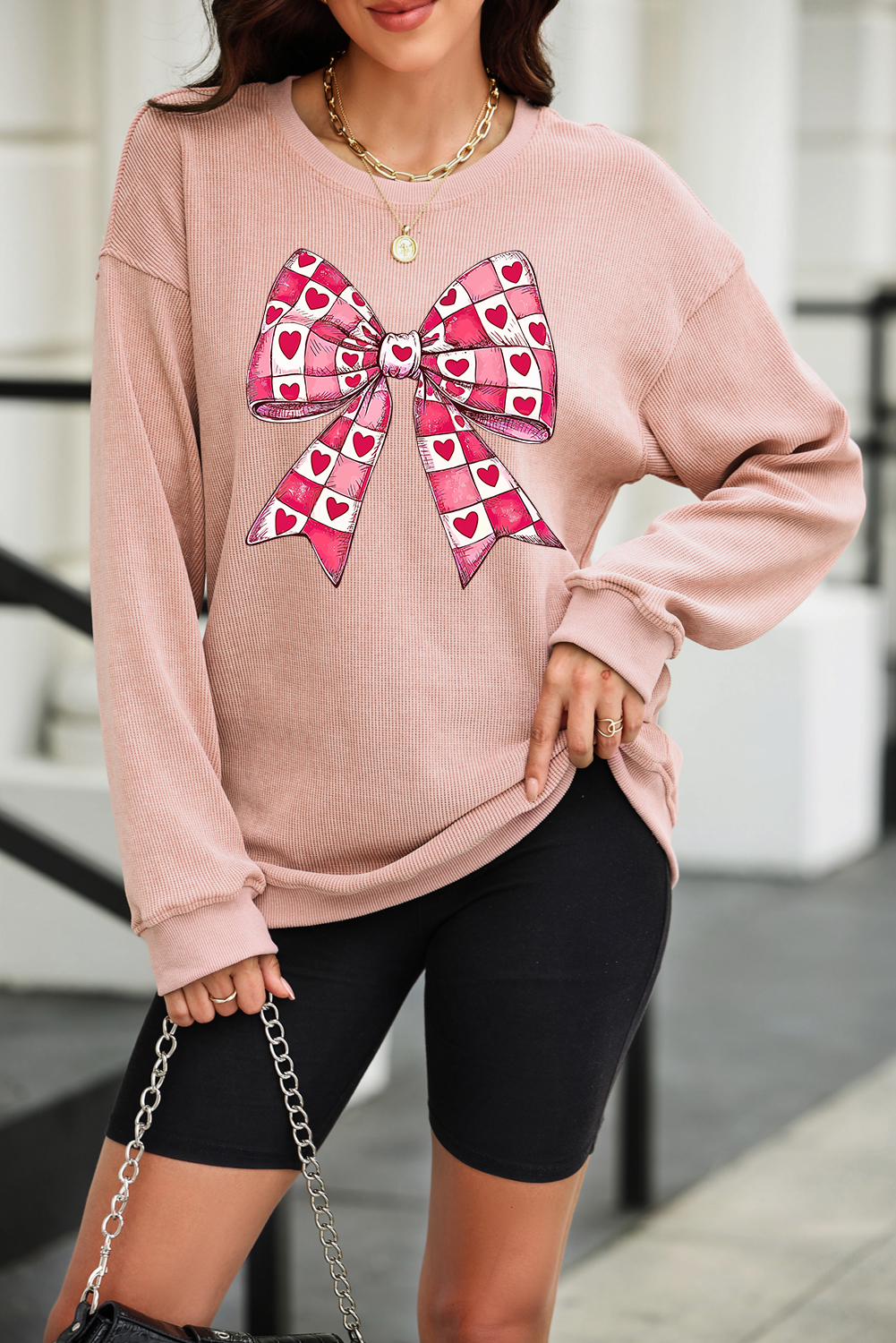 Cute Casual Pullover with Checkered Heart Bow Design for Valentine's Day - Detail View 6 Cute Casual Pullover with Checkered Heart Bow Design for Valentine's Day - Detail View 6