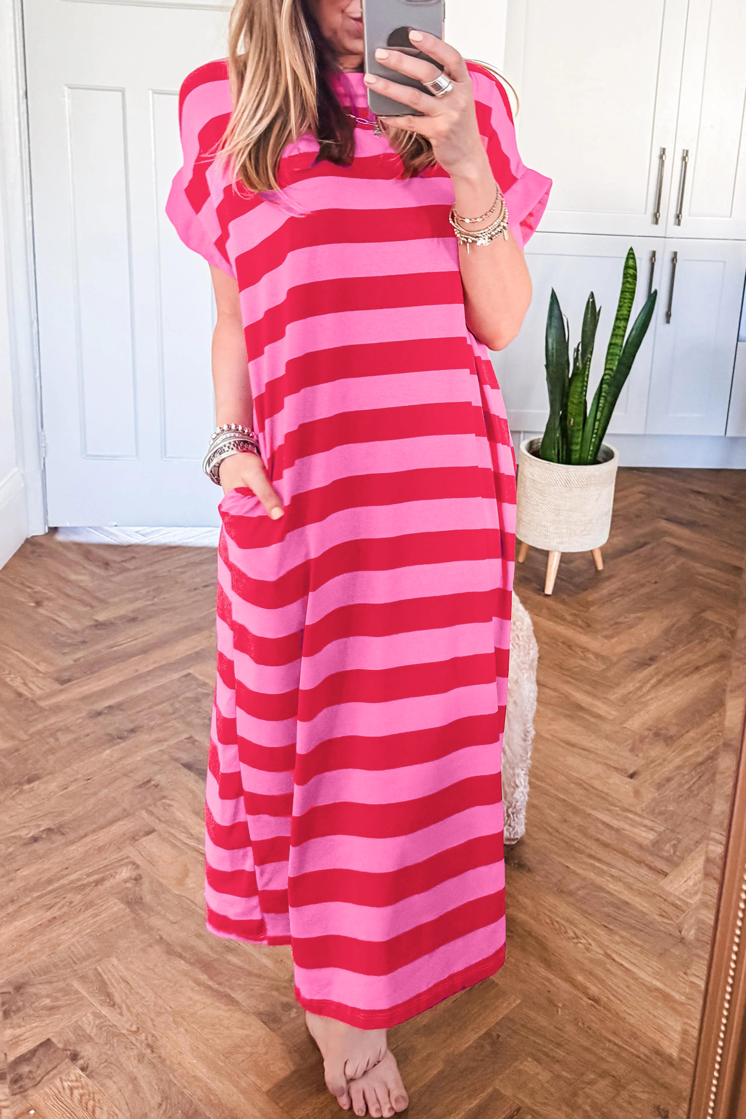 Casual Striped Maxi Dress for Women – Relaxed Summer T-Shirt Fit - Detail View 5 Casual Striped Maxi Dress for Women – Relaxed Summer T-Shirt Fit - Detail View 5