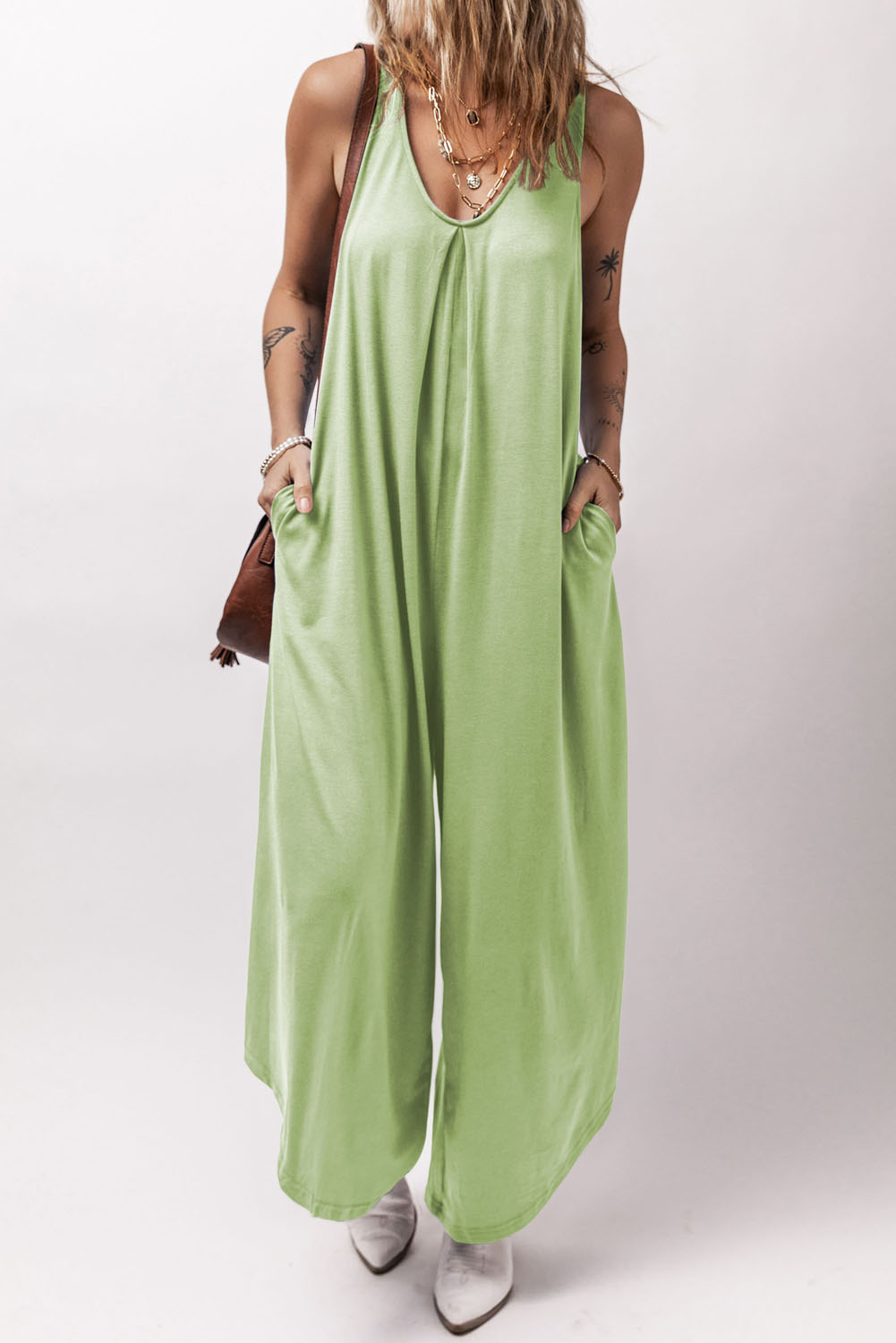 Chic Women's Wide Leg Jumpsuit – Sleeveless V-Neck Solid Grass Green One-Piece with Side Pockets - Detail View 3 Chic Women's Wide Leg Jumpsuit – Sleeveless V-Neck Solid Grass Green One-Piece with Side Pockets - Detail View 3
