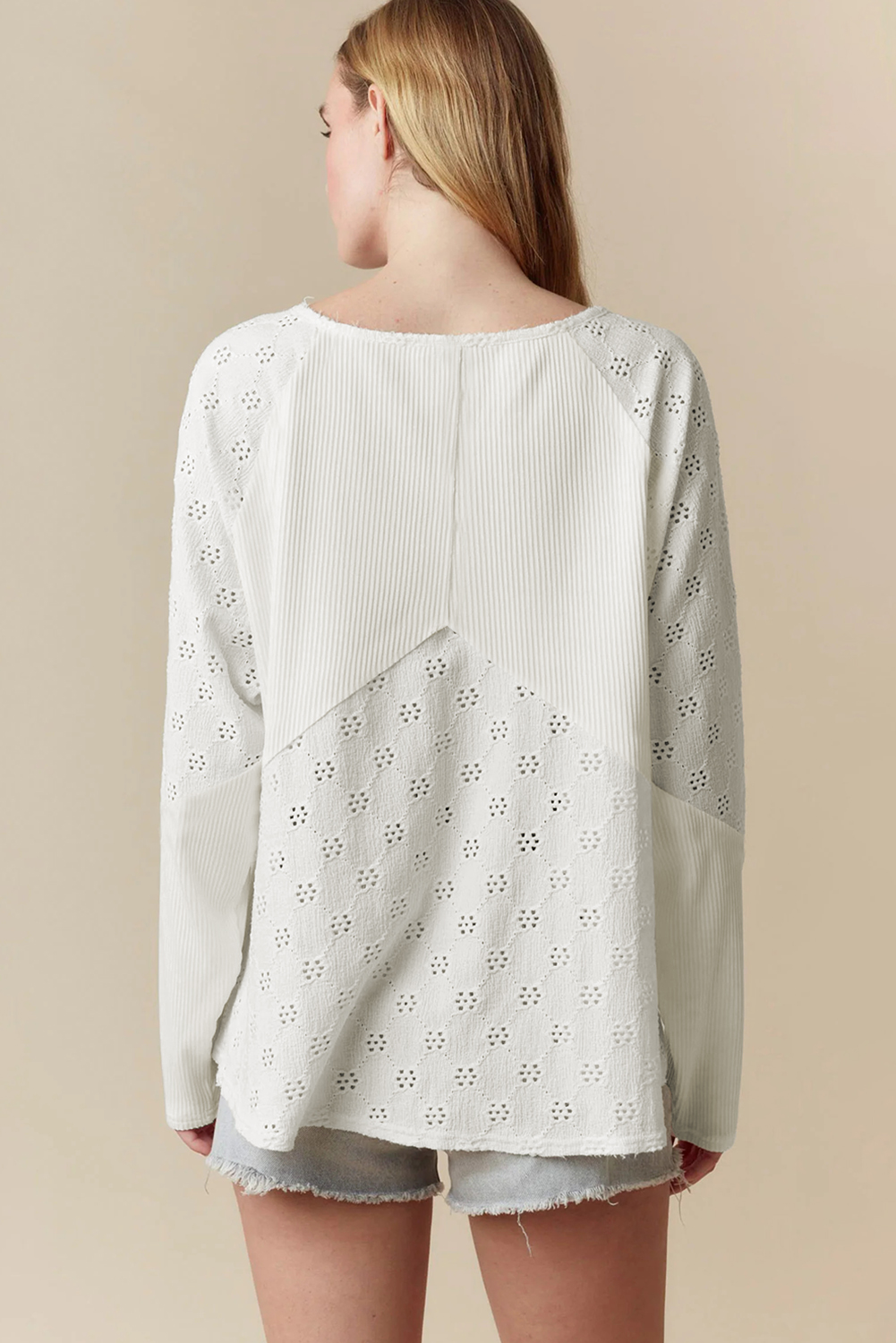 Comfortable and Stylish Women's V Neck Top - Perfect for Daily Wear - Detail View 7 Comfortable and Stylish Women's V Neck Top - Perfect for Daily Wear - Detail View 7