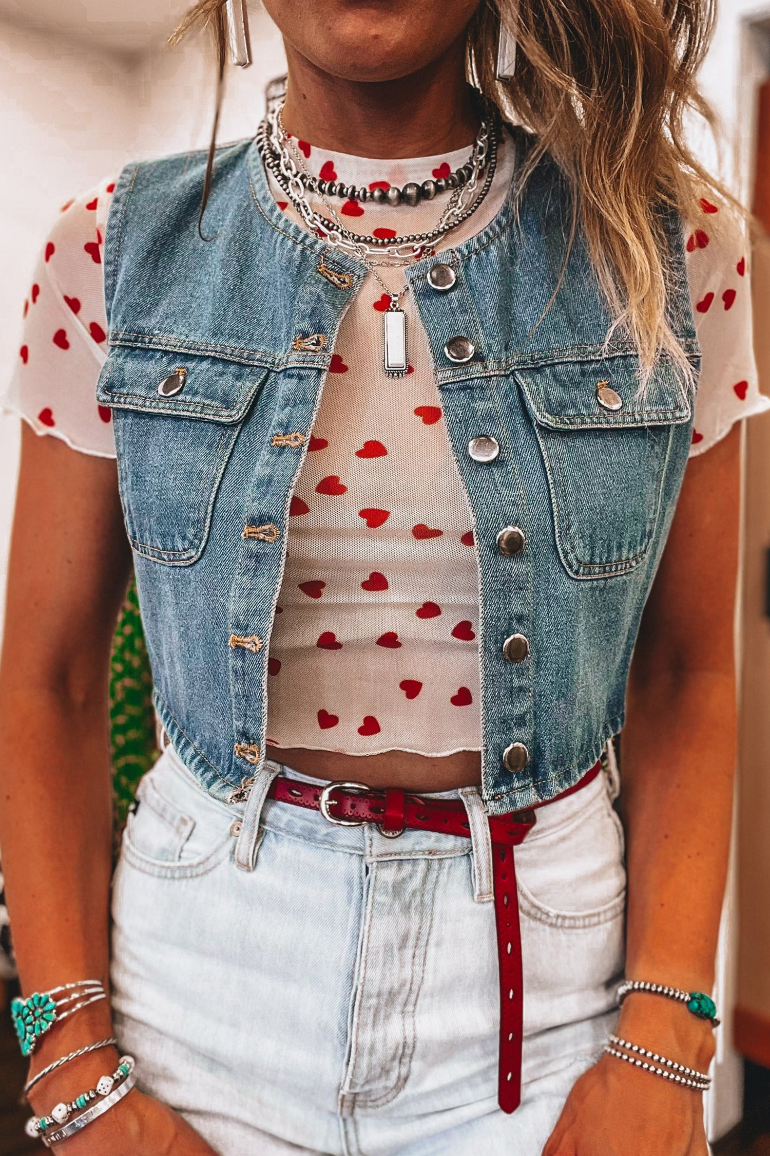 Casual Red Allover Heart Print Short Sleeve Top for Women – Ideal for Summer Adventures - Detail View 9 Casual Red Allover Heart Print Short Sleeve Top for Women – Ideal for Summer Adventures - Detail View 9