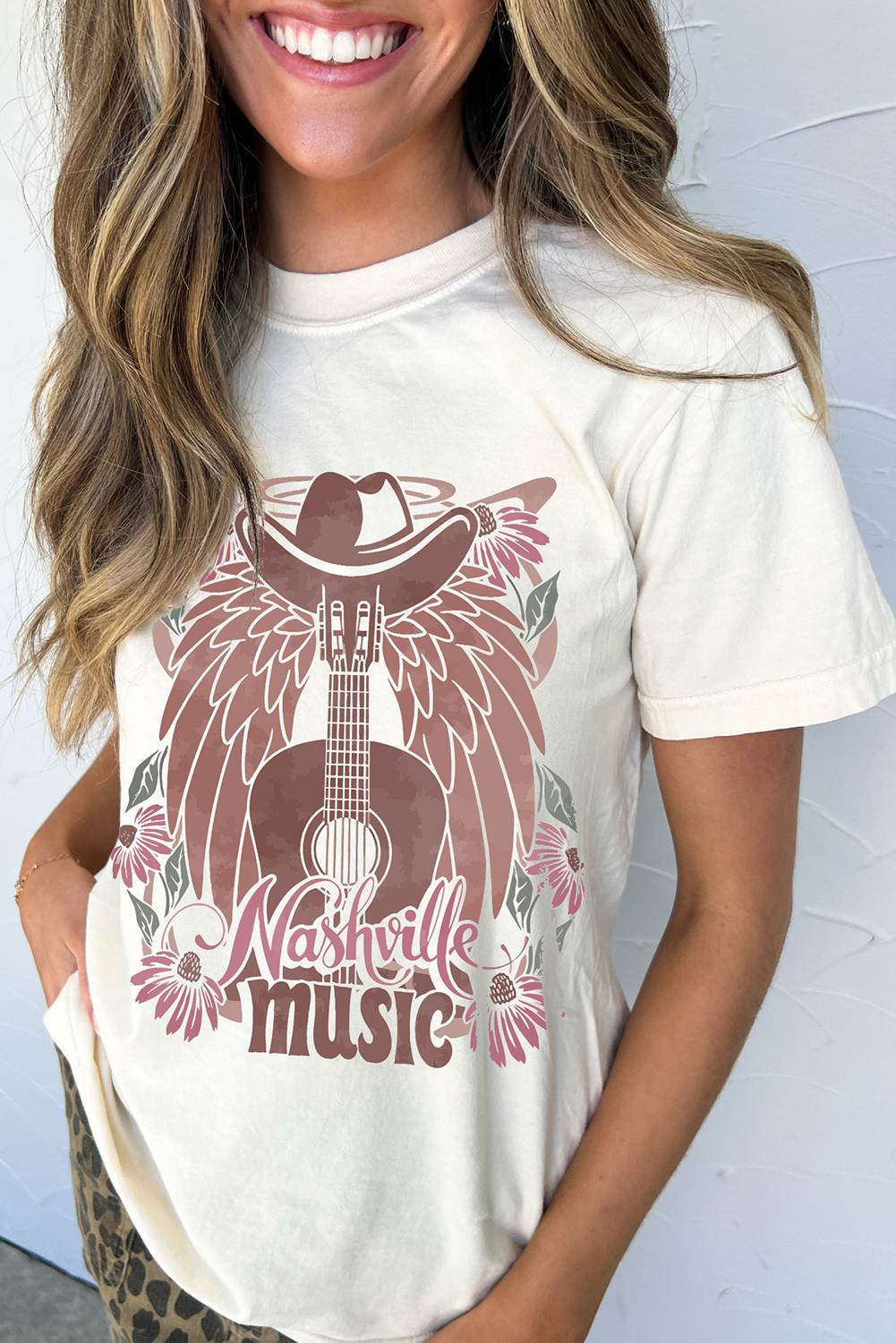 Summer Graphic Tee for Women - Relaxed Fit White T-Shirt for Music Events - Detail View 3 Summer Graphic Tee for Women - Relaxed Fit White T-Shirt for Music Events - Detail View 3