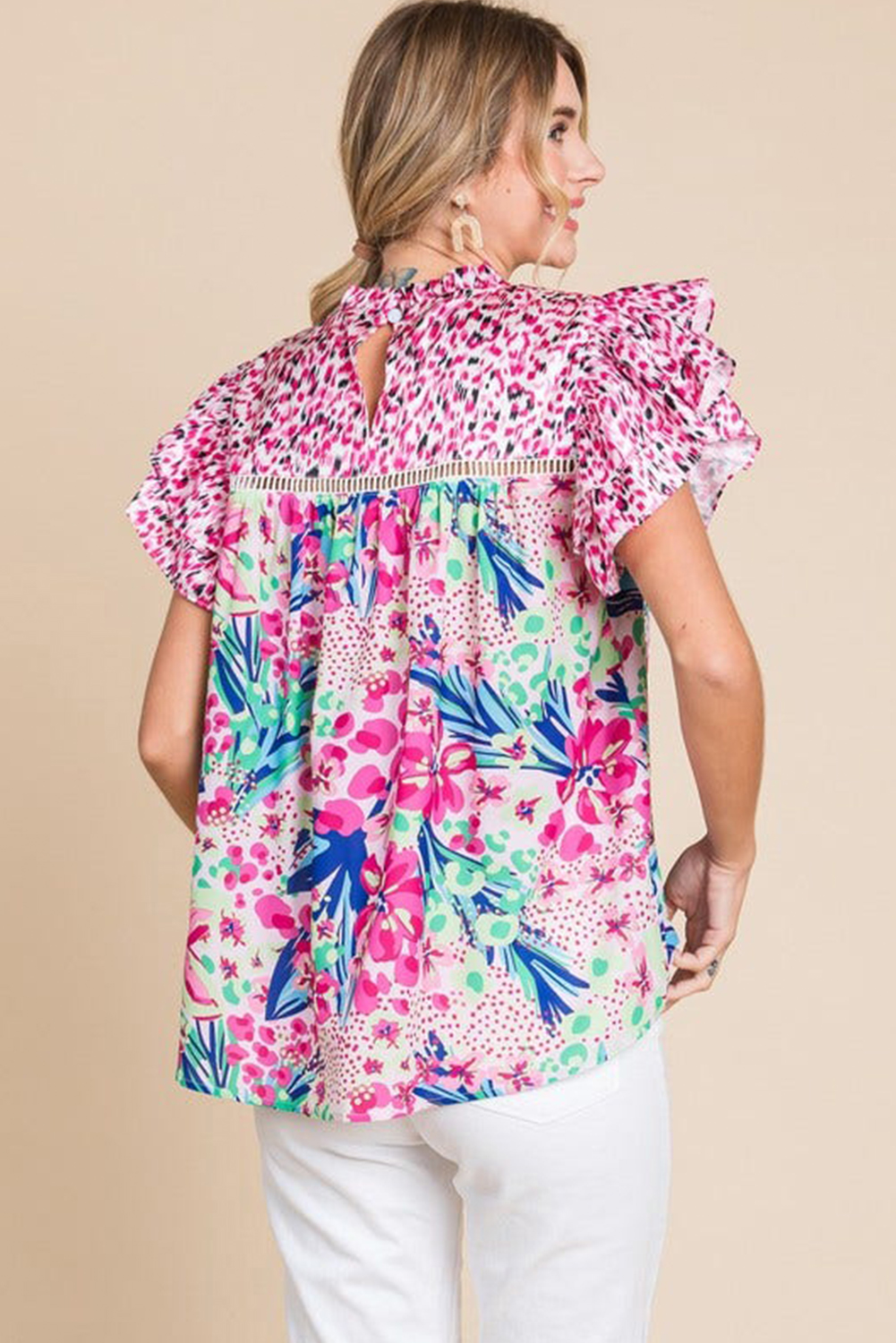 Comfortable and Breathable Pink Floral Top - Perfect for Daily Casual Styling - Detail View 7 Comfortable and Breathable Pink Floral Top - Perfect for Daily Casual Styling - Detail View 7