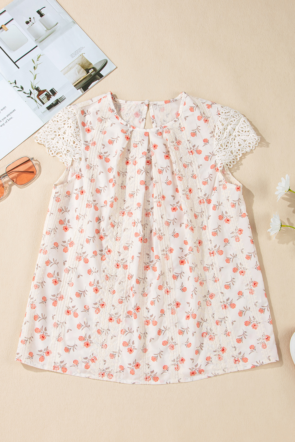 Versatile Summer Top: Women's Floral Print Blouse with Crochet Patchwork and Round Neck - Detail View 7 Versatile Summer Top: Women's Floral Print Blouse with Crochet Patchwork and Round Neck - Detail View 7