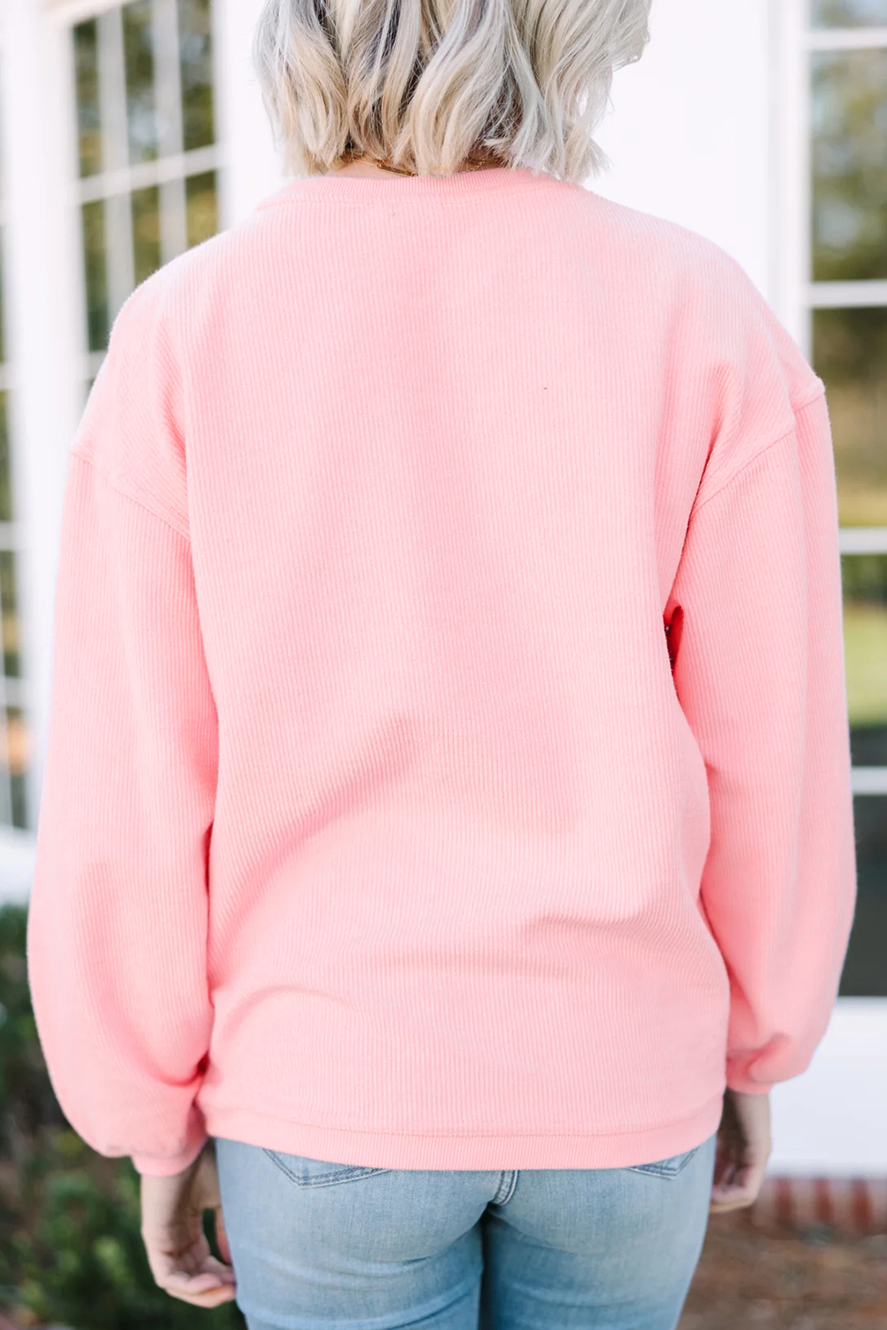 Casual Women's Pink 3D Ribbed Sweatshirt with Heart Embroidery – Ideal for Spring and Autumn - Detail View 3 Casual Women's Pink 3D Ribbed Sweatshirt with Heart Embroidery – Ideal for Spring and Autumn - Detail View 3