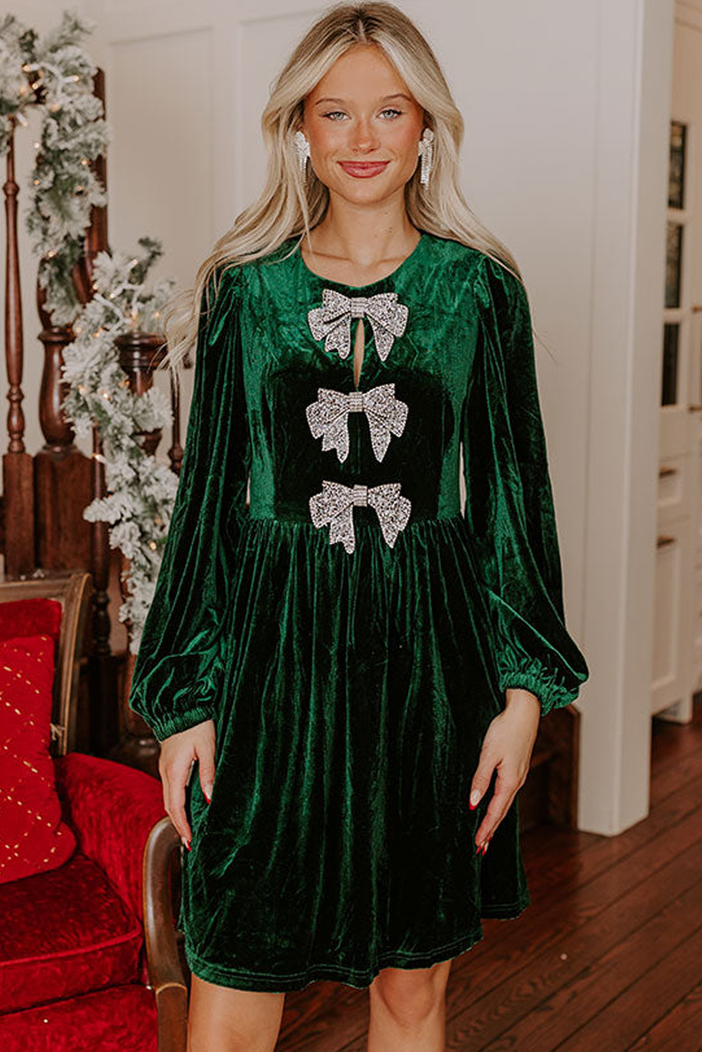 Women's Mini Dress, Evergreen, Bowknot Decor, High Waist, Velvet Fabric, A-Line Silhouette, Long Sleeve, Fall Fashion, Casual Style, Event Dress, Comfortable Fit - Detail View 8 Women's Mini Dress, Evergreen, Bowknot Decor, High Waist, Velvet Fabric, A-Line Silhouette, Long Sleeve, Fall Fashion, Casual Style, Event Dress, Comfortable Fit - Detail View 8