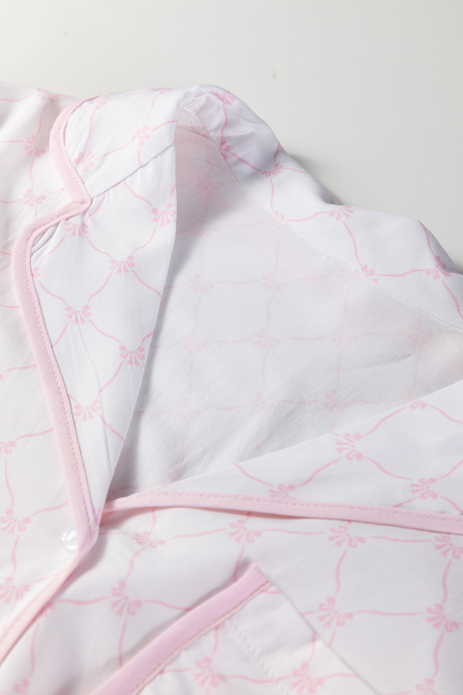 Women's Pink Bow Lattice Print Pajama Set – 2pcs for Cozy Home Relaxation - Detail View 13 Women's Pink Bow Lattice Print Pajama Set – 2pcs for Cozy Home Relaxation - Detail View 13
