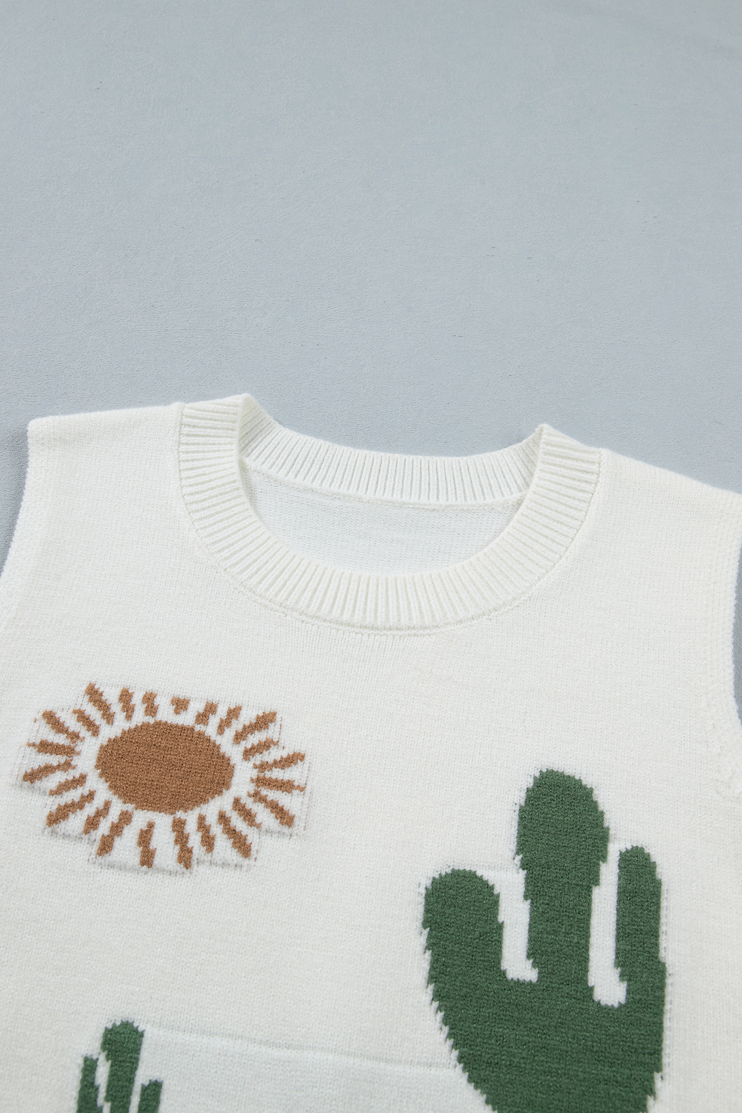 Adults' Western Cactus Print Sweater Vest – Sleeveless Colorblock Shift Top for Summer & Daily Style - Detail View 11 Adults' Western Cactus Print Sweater Vest – Sleeveless Colorblock Shift Top for Summer & Daily Style - Detail View 11