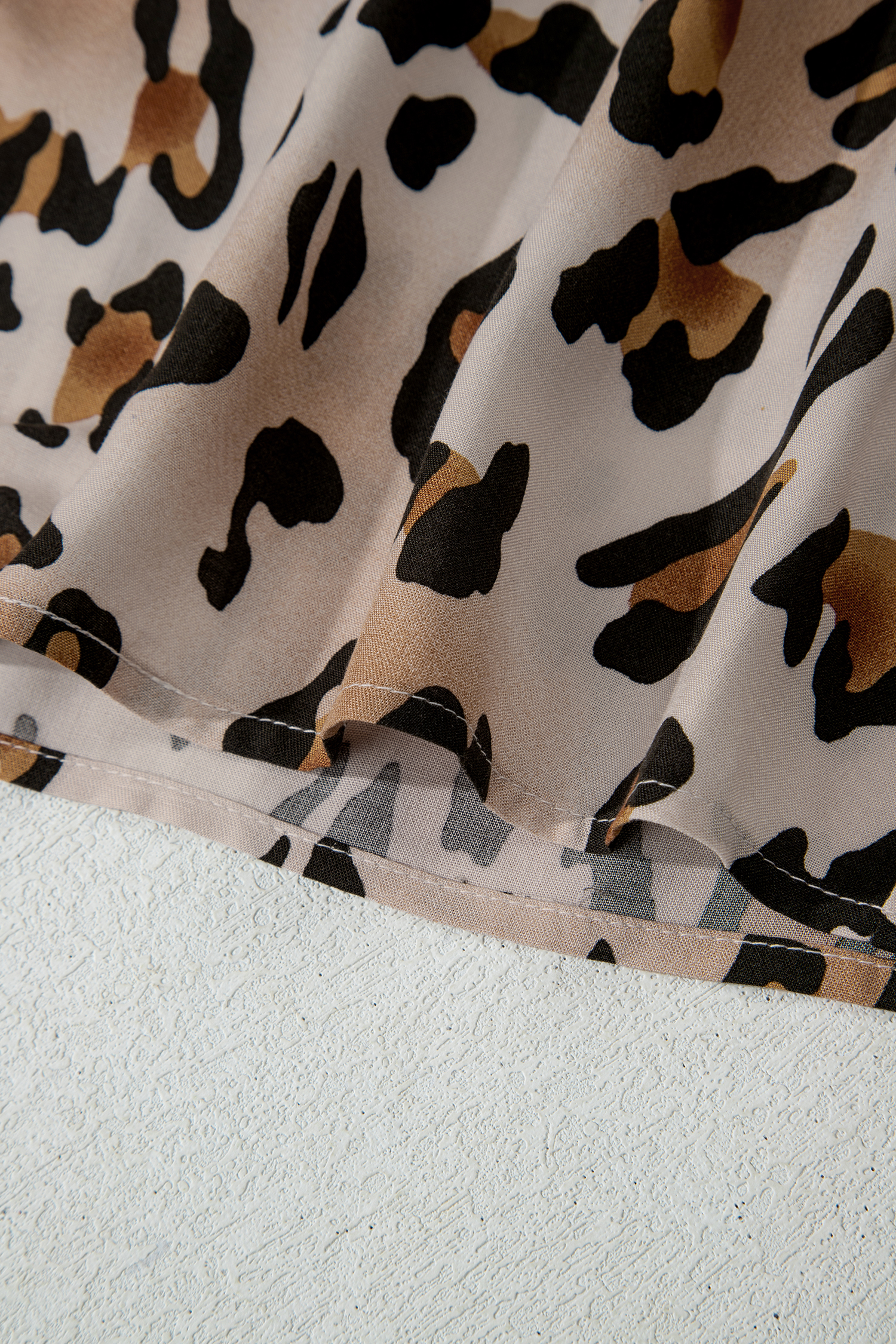 Casual Khaki Striped Patchwork Pajama Set with Leopard Print – Autumn Essential for Women - Detail View 12 Casual Khaki Striped Patchwork Pajama Set with Leopard Print – Autumn Essential for Women - Detail View 12