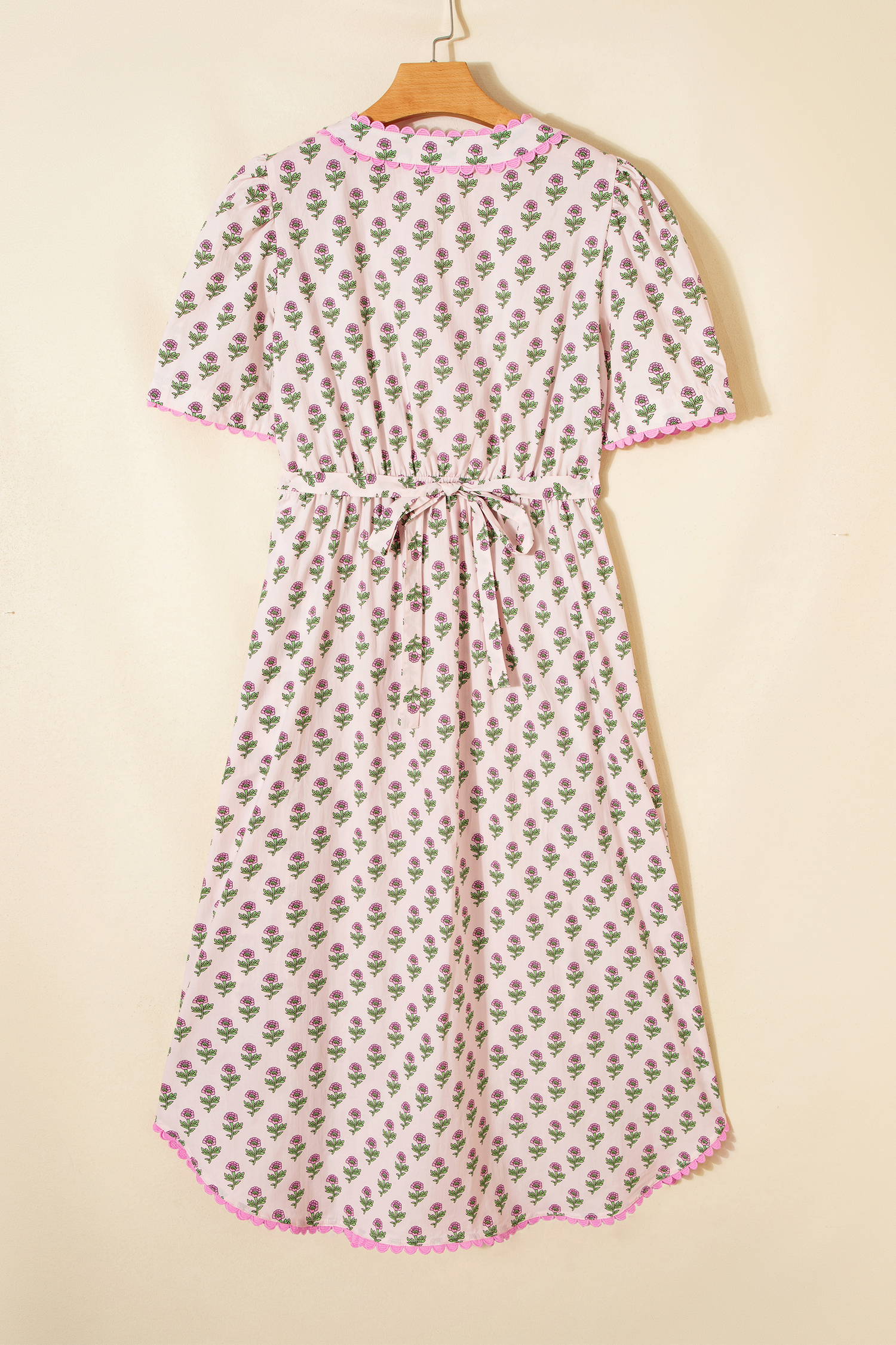 Stylish Women's Pink Floral A-Line Dress – Ideal for Summer Days and Casual Gatherings - Detail View 6 Stylish Women's Pink Floral A-Line Dress – Ideal for Summer Days and Casual Gatherings - Detail View 6