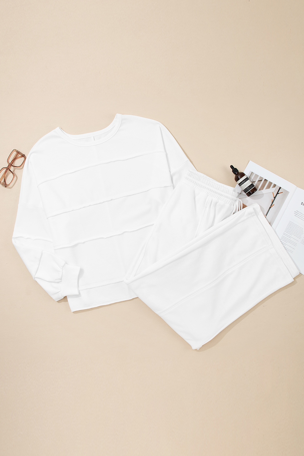 Chic Plus Size White Pullover Top with Drawstring Pants – Ideal for Daily Wear - Detail View 2 Chic Plus Size White Pullover Top with Drawstring Pants – Ideal for Daily Wear - Detail View 2