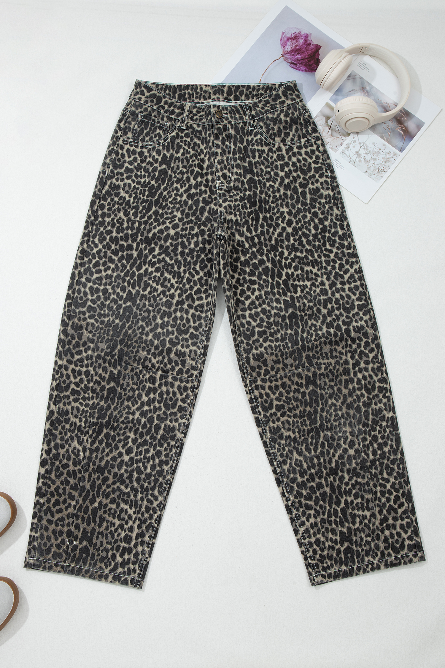 Women's Black Leopard Print High Waist Barrel Jeans – Casual Daily Style for Fall - Detail View 7 Women's Black Leopard Print High Waist Barrel Jeans – Casual Daily Style for Fall - Detail View 7
