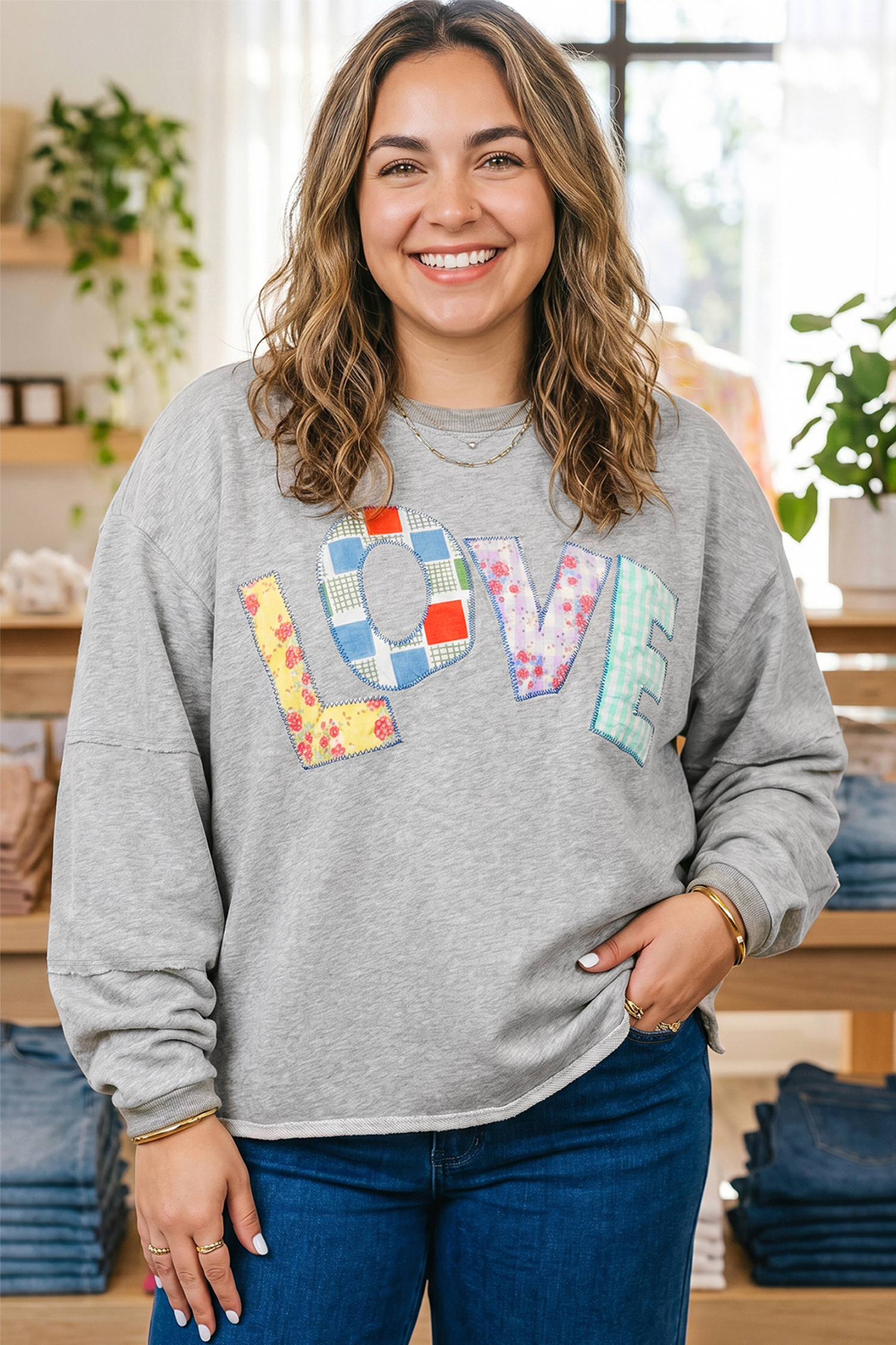 Comfortable Crewneck Sweatshirt, Women's Grey Graphic Tunic - Detail View 3 Comfortable Crewneck Sweatshirt, Women's Grey Graphic Tunic - Detail View 3
