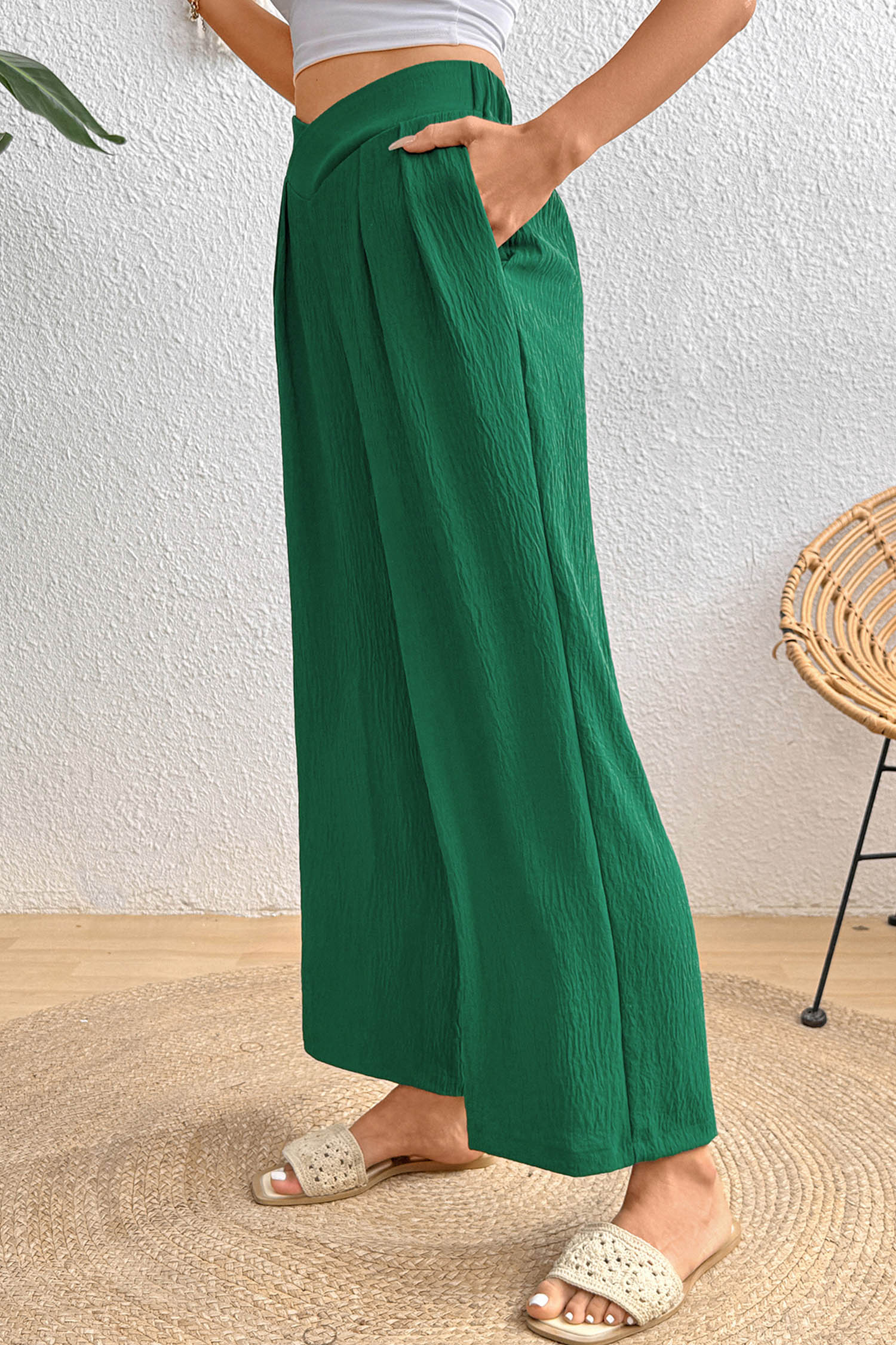 Chic Evergreen Textured Loose Pants for Women – Effortless Style with Crossed Waist Detail - Detail View 17 Chic Evergreen Textured Loose Pants for Women – Effortless Style with Crossed Waist Detail - Detail View 17