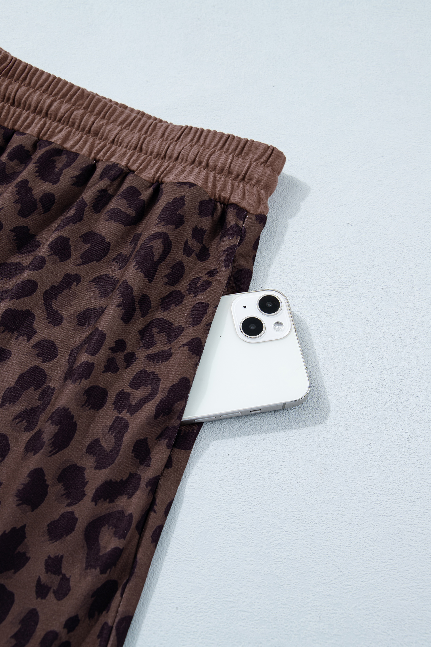 Brown Leopard Two-Piece Lounge Set for Women – Casual V-Neck Shift Top & High Waist Shorts for Summer - Detail View 8 Brown Leopard Two-Piece Lounge Set for Women – Casual V-Neck Shift Top & High Waist Shorts for Summer - Detail View 8