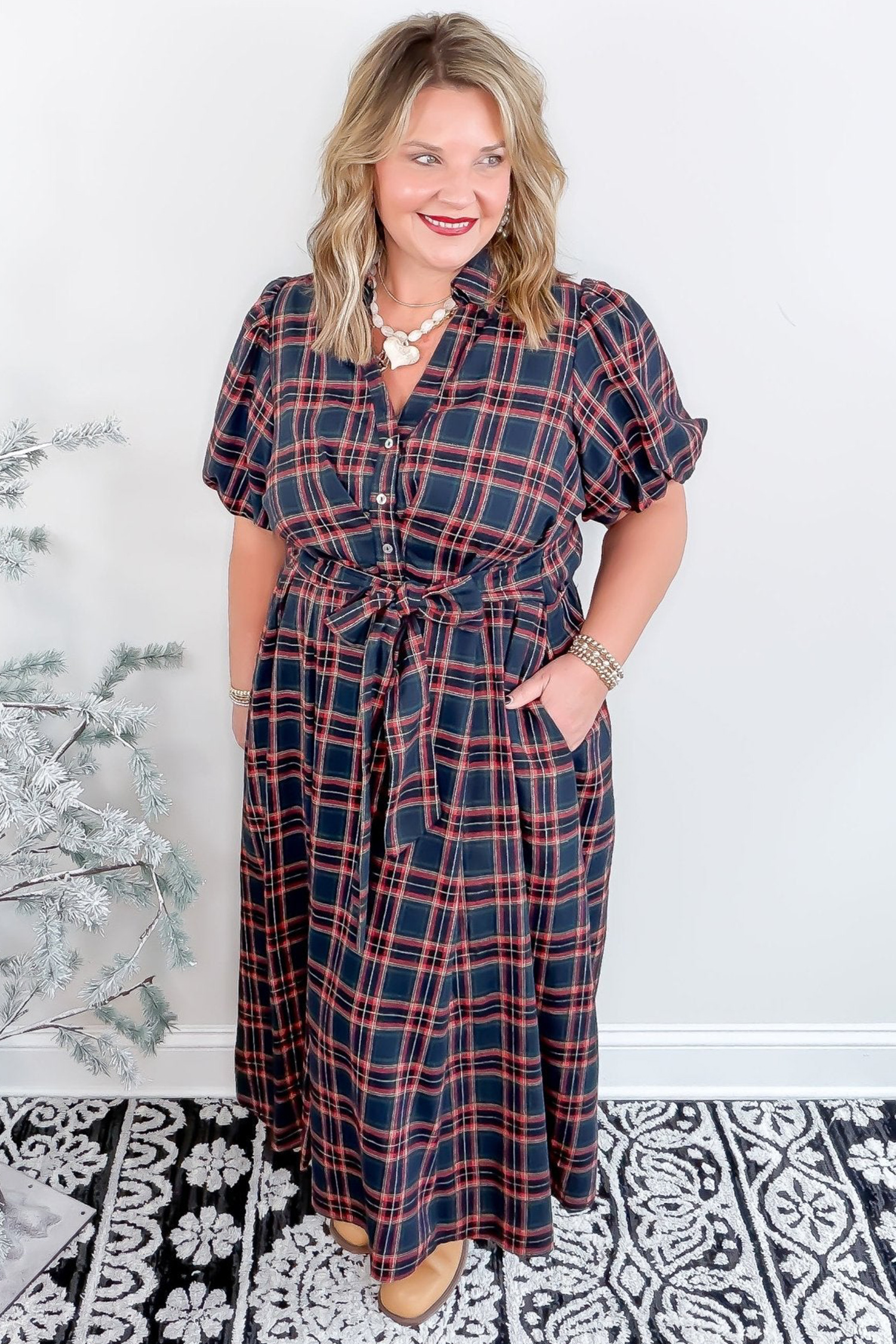 Plus Size Plaid Maxi Dress, V Neck Button Front Daily Wear - Detail View 8 Plus Size Plaid Maxi Dress, V Neck Button Front Daily Wear - Detail View 8