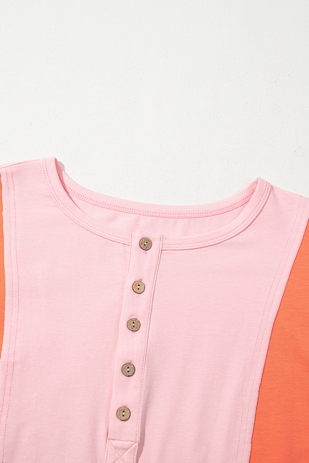 Comfortable and Soft Women's Long Sleeve Top - Perfect for Daily Spring Fashion - Detail View 11 Comfortable and Soft Women's Long Sleeve Top - Perfect for Daily Spring Fashion - Detail View 11