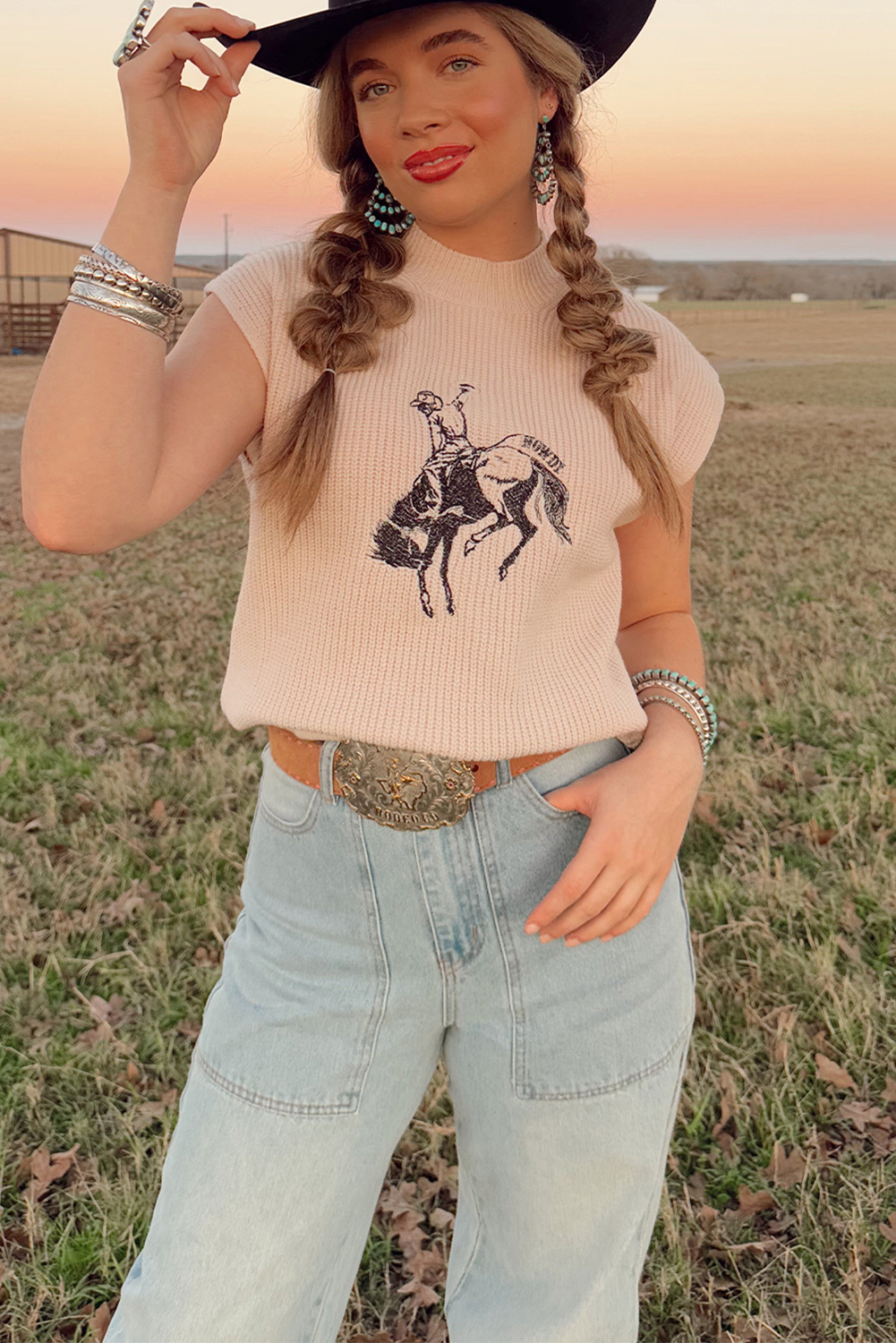 Comfortable and Chic Women's Short Sleeve Sweater - HOWDY Rodeo Design - Detail View 3 Comfortable and Chic Women's Short Sleeve Sweater - HOWDY Rodeo Design - Detail View 3