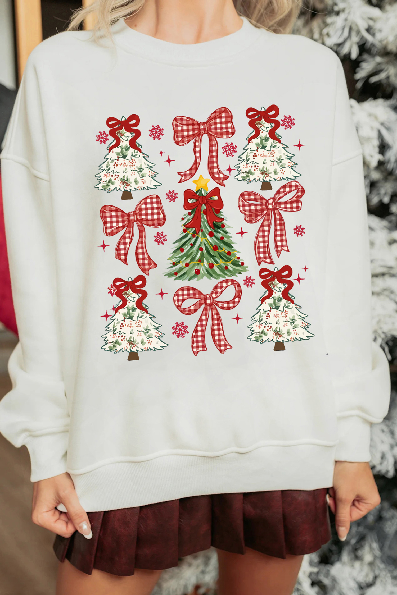 Casual White Christmas Tree Ribbon Sweatshirt for Women – Long Sleeve Comfort - Detail View 5 Casual White Christmas Tree Ribbon Sweatshirt for Women – Long Sleeve Comfort - Detail View 5