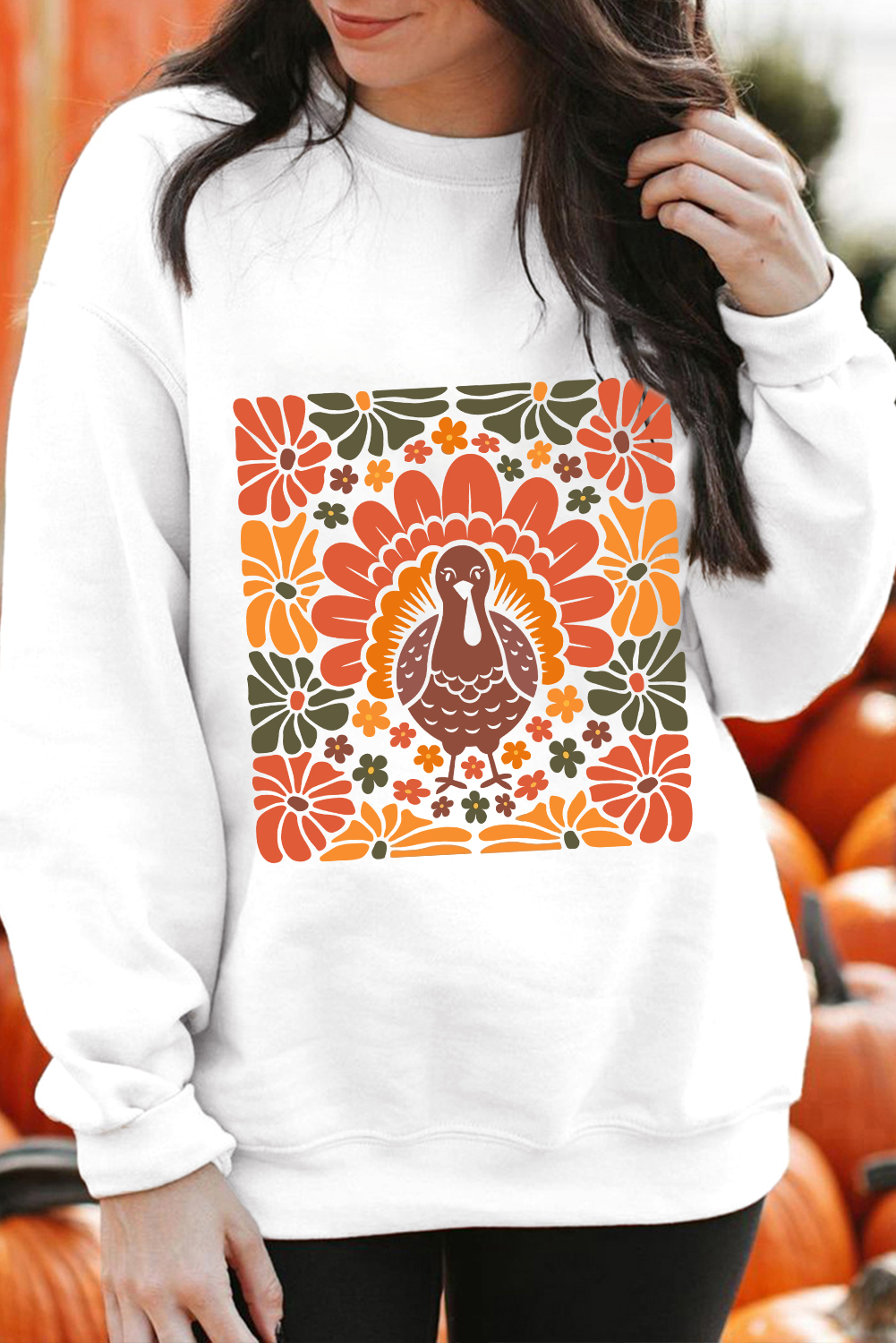 Festive White Turkey Print Crew Neck Sweatshirt – Perfect for Thanksgiving Celebrations - Detail View 2 Festive White Turkey Print Crew Neck Sweatshirt – Perfect for Thanksgiving Celebrations - Detail View 2