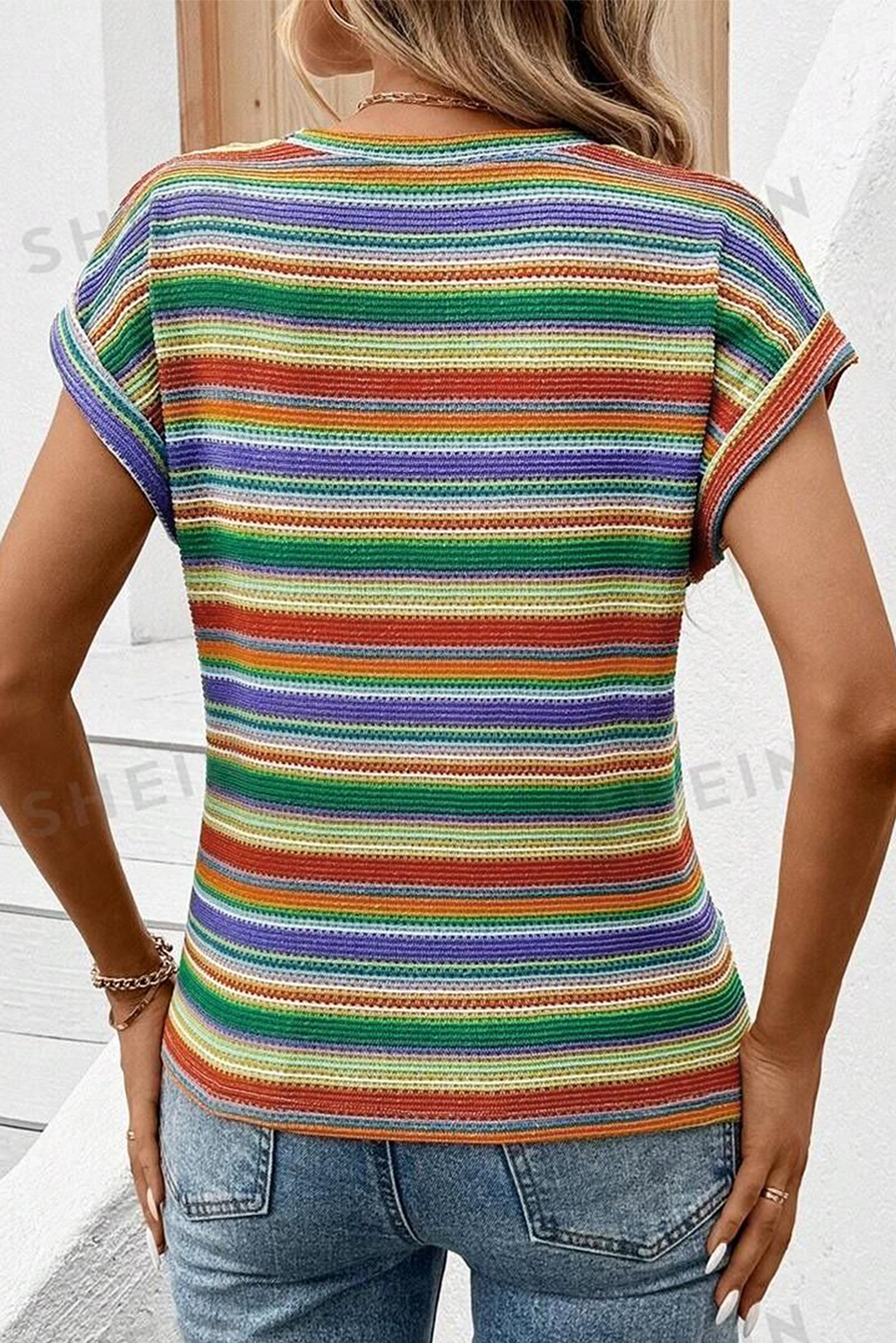 Vibrant Striped T-Shirt with Twist Hem - Stylish and Comfortable Summer Top - Detail View 2 Vibrant Striped T-Shirt with Twist Hem - Stylish and Comfortable Summer Top - Detail View 2