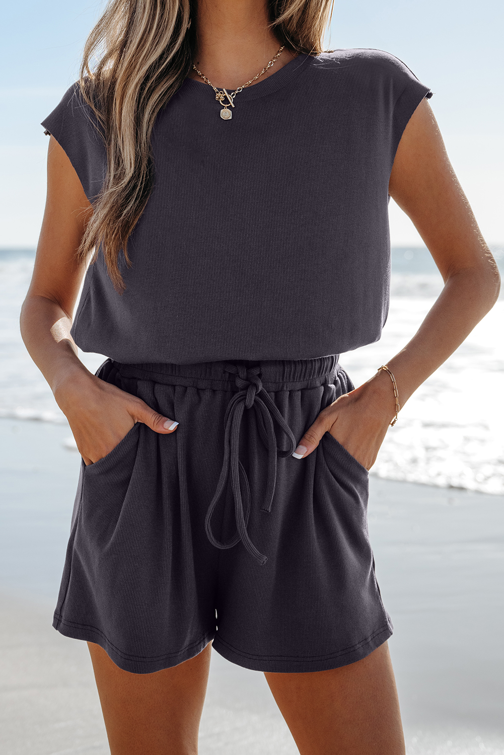 Comfy High-Waist Romper for Summer - Elastic Waist and Stylish Details - Detail View 7 Comfy High-Waist Romper for Summer - Elastic Waist and Stylish Details - Detail View 7