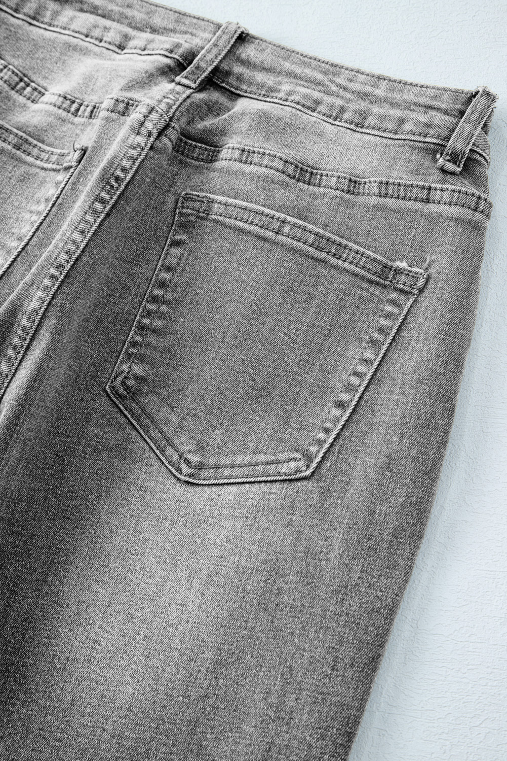 Casual Women's Gray Raw Hem Straight Leg Jeans – Versatile High Waist Design for Everyday Wear - Detail View 16 Casual Women's Gray Raw Hem Straight Leg Jeans – Versatile High Waist Design for Everyday Wear - Detail View 16