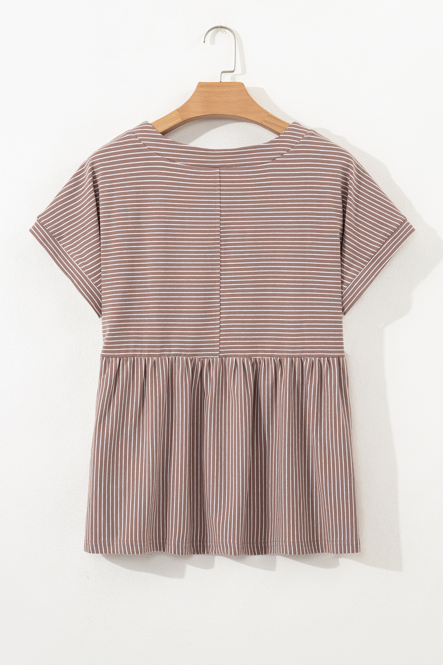 Chic Khaki Stripe Side Slit T-Shirt for Women – V Neck High Low Design, Ideal for Summer Outings - Detail View 2 Chic Khaki Stripe Side Slit T-Shirt for Women – V Neck High Low Design, Ideal for Summer Outings - Detail View 2