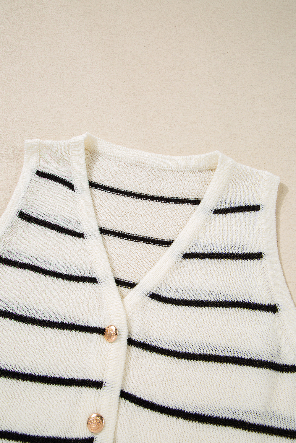 Chic Sleeveless Sweater Vest with Striped Pattern and Button Closure - Perfect for Curvy Figures - Detail View 10 Chic Sleeveless Sweater Vest with Striped Pattern and Button Closure - Perfect for Curvy Figures - Detail View 10
