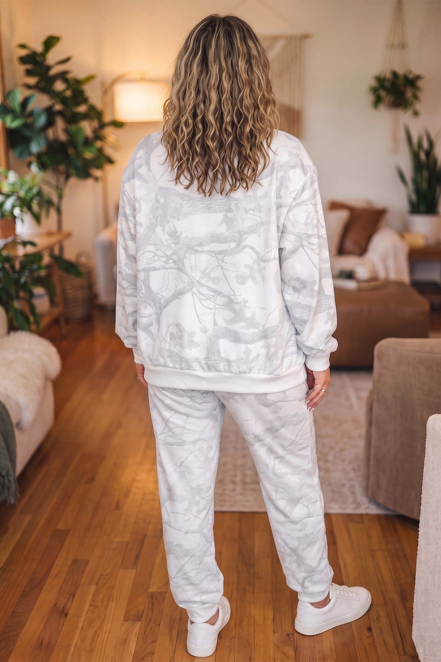 Women's Cozy Polyester Sweatsuit, High Waisted Lounge Set - Detail View 3 Women's Cozy Polyester Sweatsuit, High Waisted Lounge Set - Detail View 3
