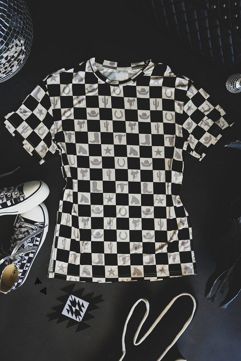 Women's Black Western Fashion Checkerboard Print Side Split T-Shirt - Detail View 13 Women's Black Western Fashion Checkerboard Print Side Split T-Shirt - Detail View 13
