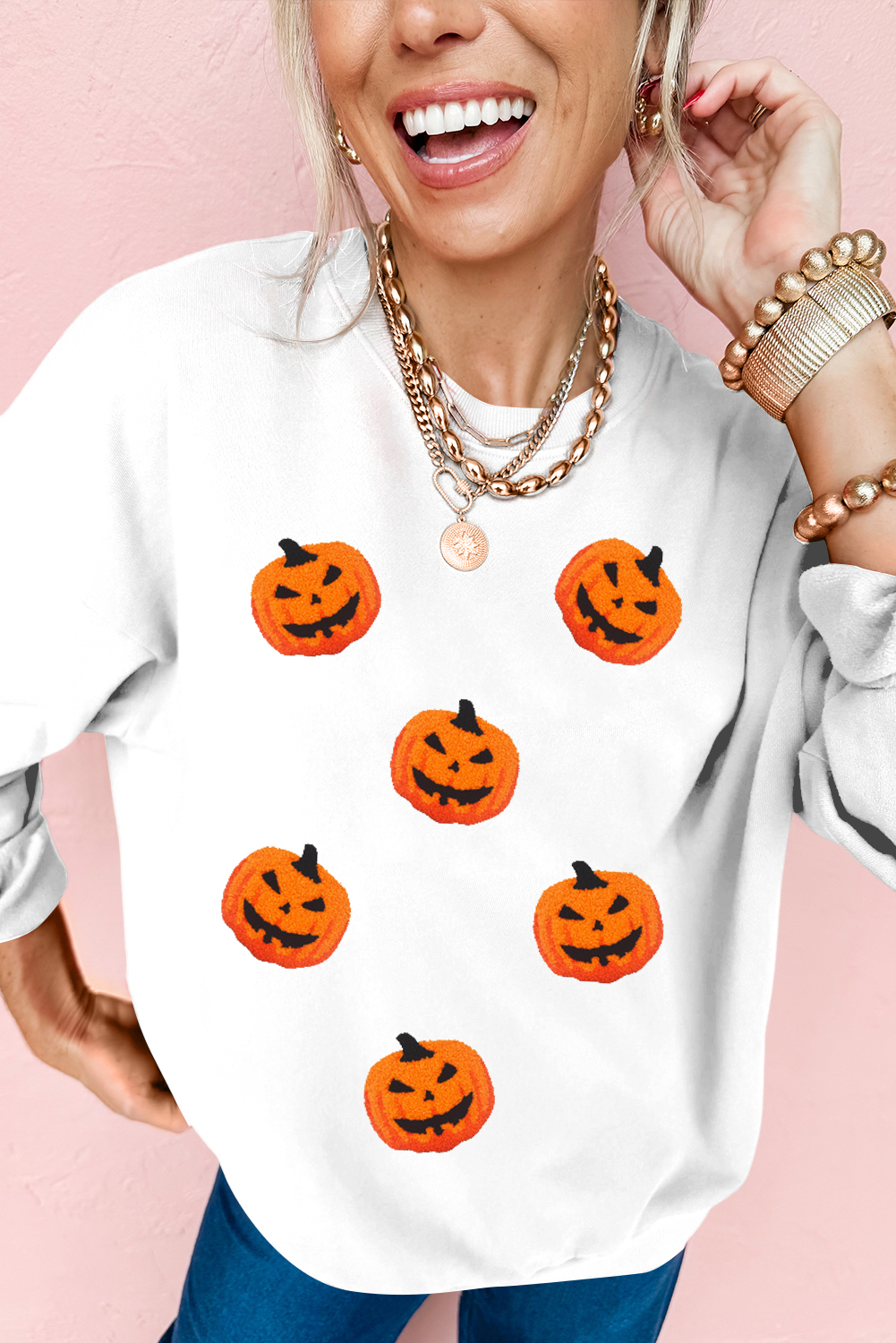 Halloween-Themed Round Neck Sweatshirt - Cozy and Stylish for Daily Wear - Detail View 3 Halloween-Themed Round Neck Sweatshirt - Cozy and Stylish for Daily Wear - Detail View 3