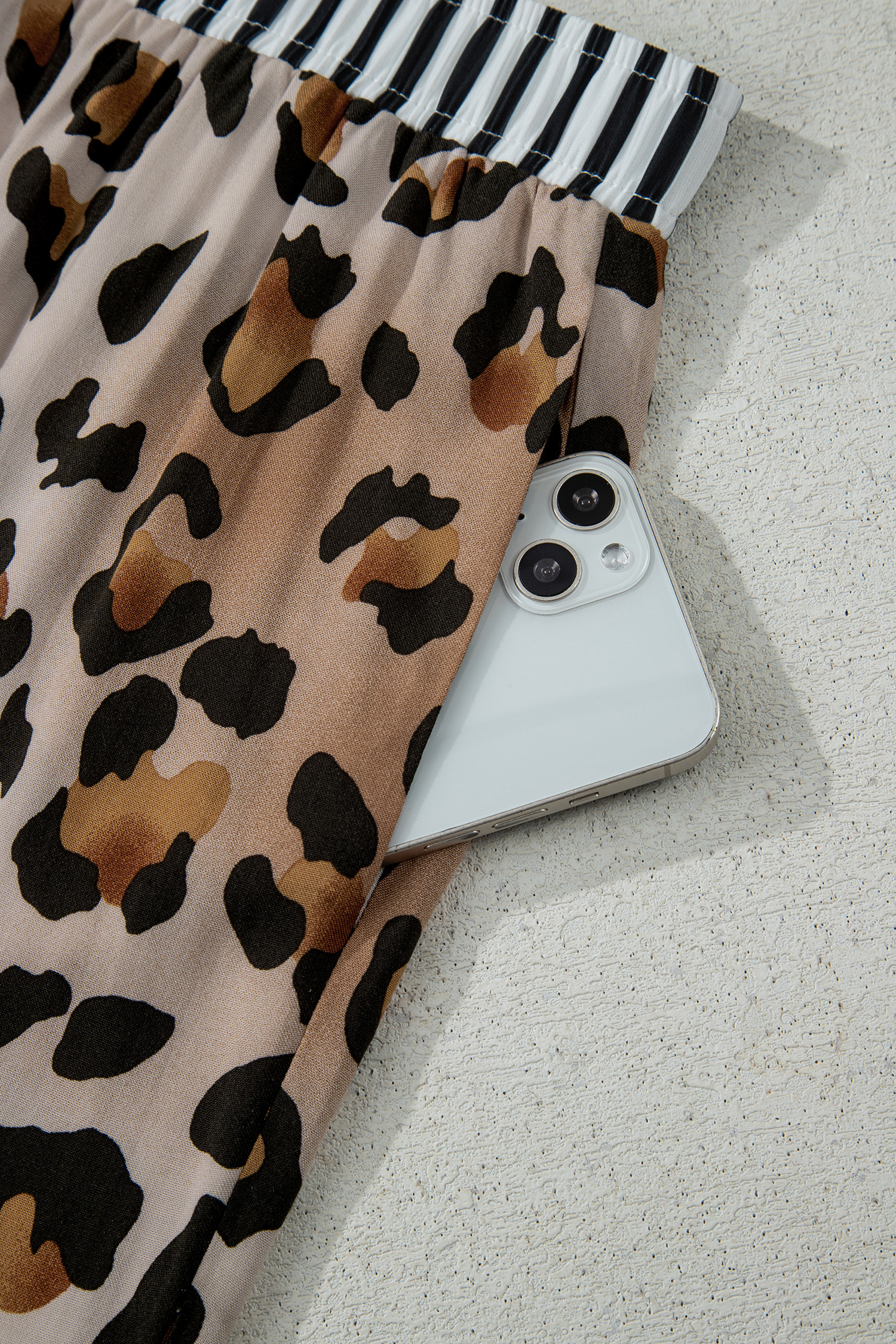 Casual Khaki Striped Patchwork Pajama Set with Leopard Print – Autumn Essential for Women - Detail View 9 Casual Khaki Striped Patchwork Pajama Set with Leopard Print – Autumn Essential for Women - Detail View 9