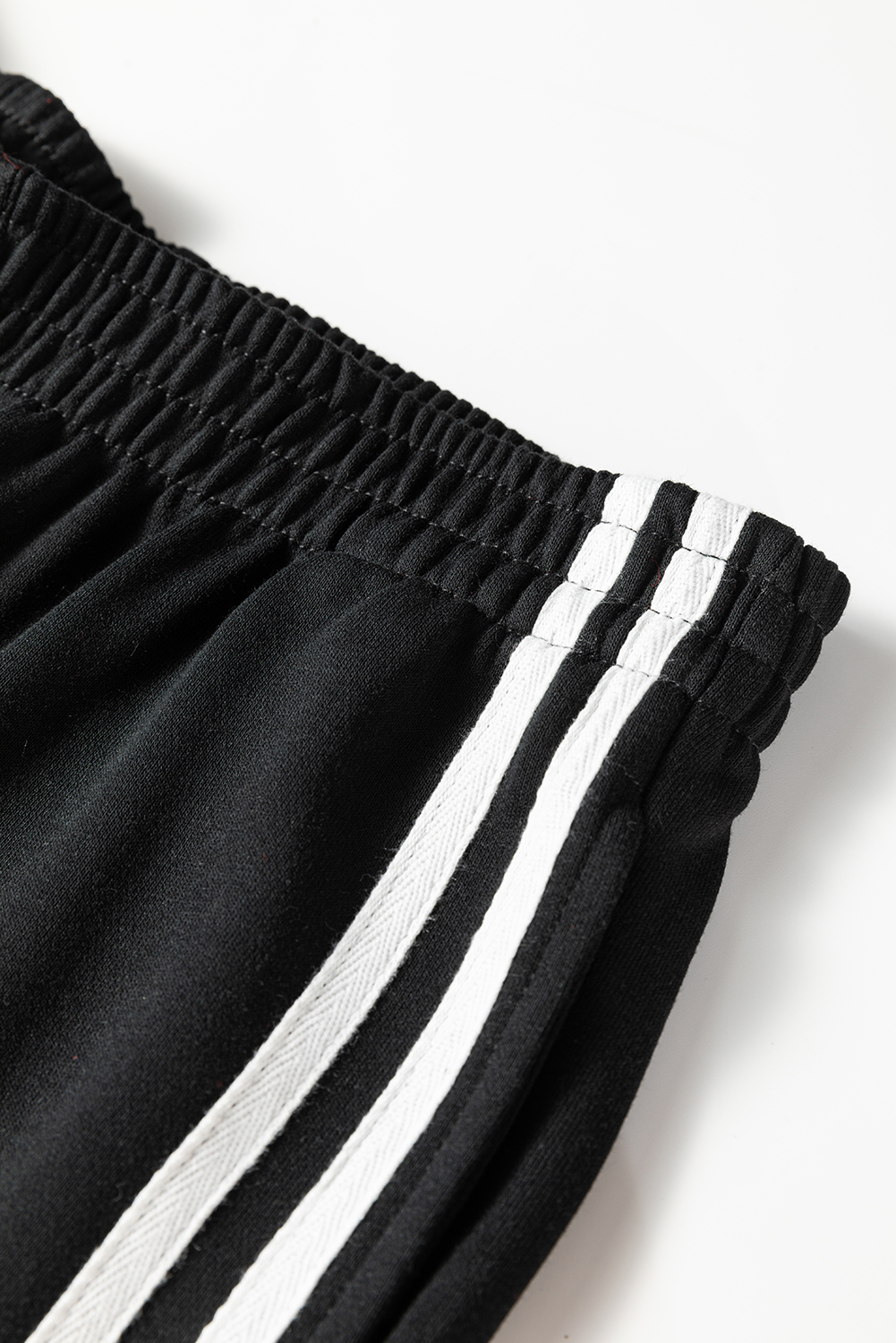 Women's Outfit, Black Pullover, Elastic Sweatpants, Varsity Striped Detail, Casual Style, Daily Wear, Fall Fashion, Autumn Apparel, High Waist Pants, Patchwork Design, Contrast Trim, Comfortable Clothing, Outdoor Ready - Detail View 8 Women's Outfit, Black Pullover, Elastic Sweatpants, Varsity Striped Detail, Casual Style, Daily Wear, Fall Fashion, Autumn Apparel, High Waist Pants, Patchwork Design, Contrast Trim, Comfortable Clothing, Outdoor Ready - Detail View 8