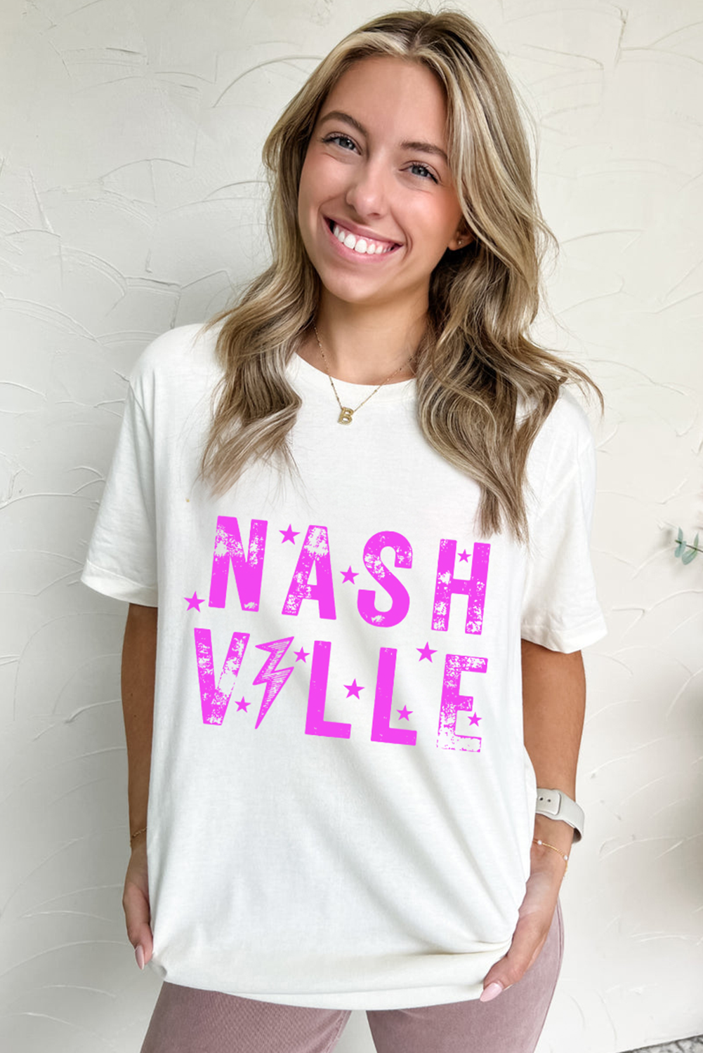 Casual Summer Tee with Vibrant Nashville Music Scene Graphic - Detail View 6 Casual Summer Tee with Vibrant Nashville Music Scene Graphic - Detail View 6