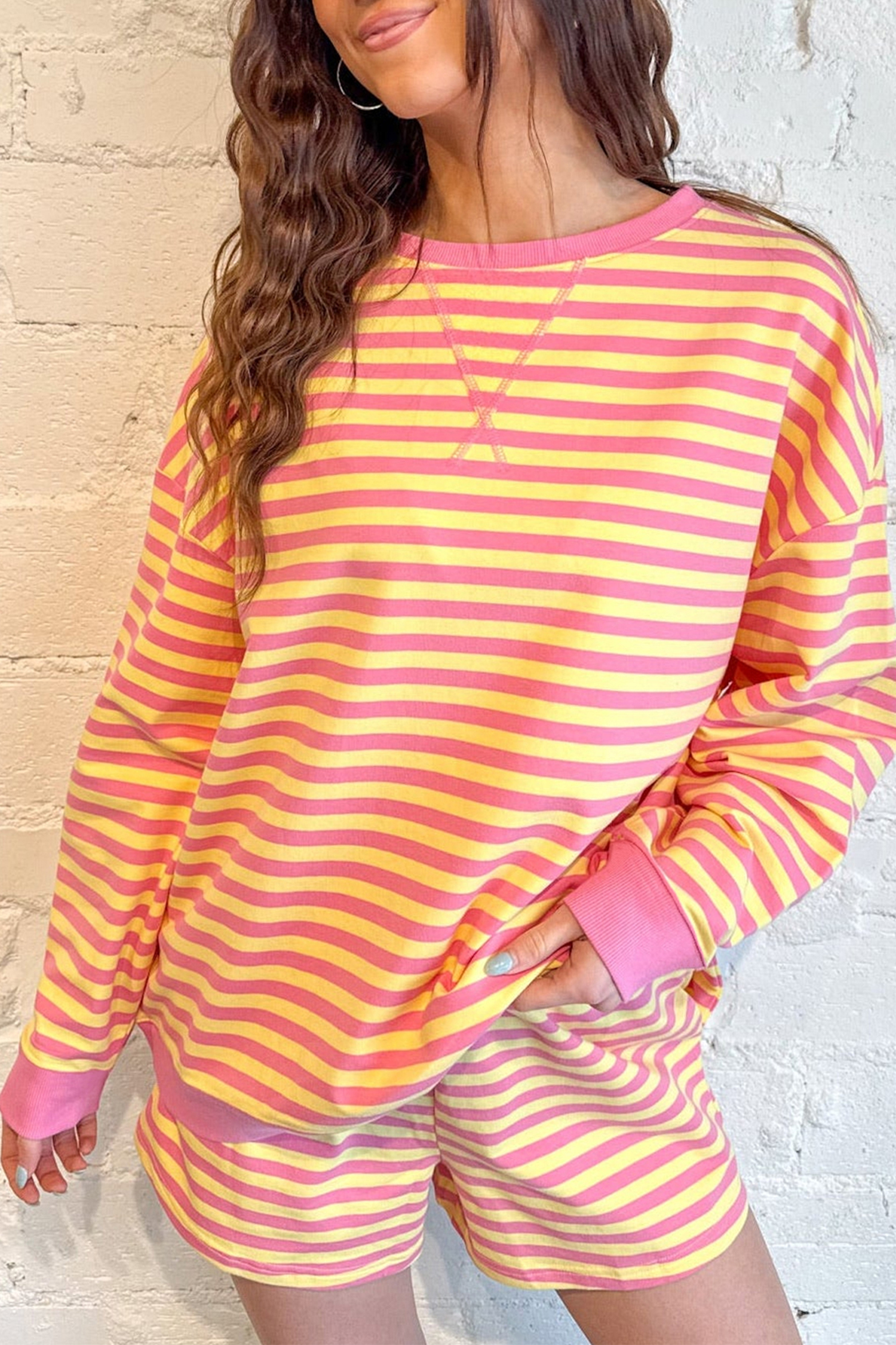 Comfortable Women's Striped Loungewear Set – Casual Daily Top - Detail View 3 Comfortable Women's Striped Loungewear Set – Casual Daily Top - Detail View 3