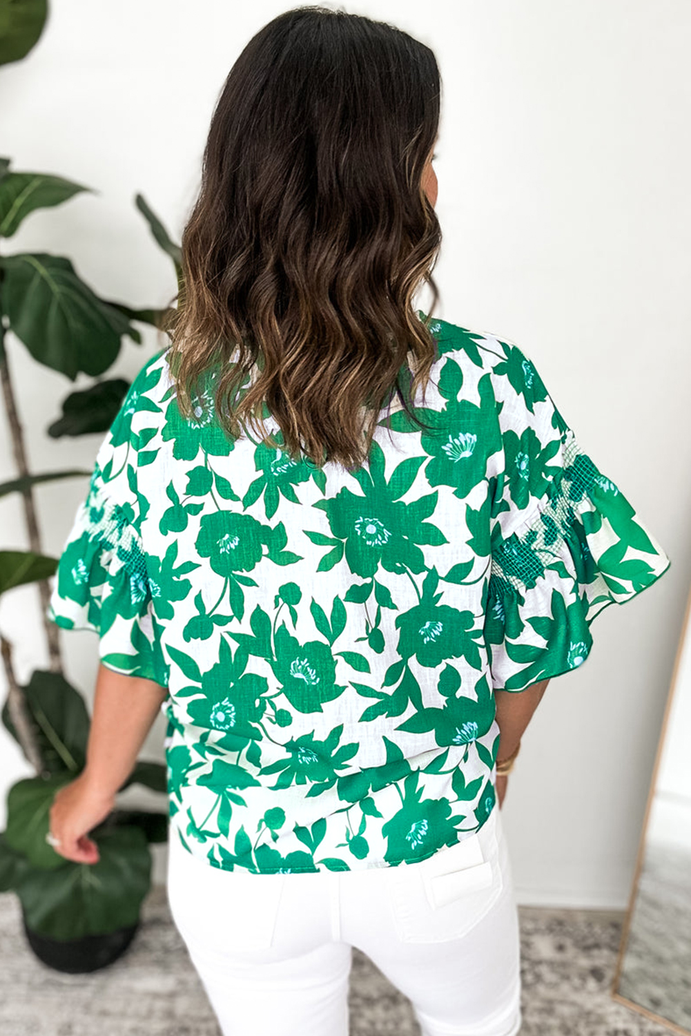 Elegant Floral Print Blouse with Ruffle Sleeves - Perfect for Daily Wear - Detail View 2 Elegant Floral Print Blouse with Ruffle Sleeves - Perfect for Daily Wear - Detail View 2