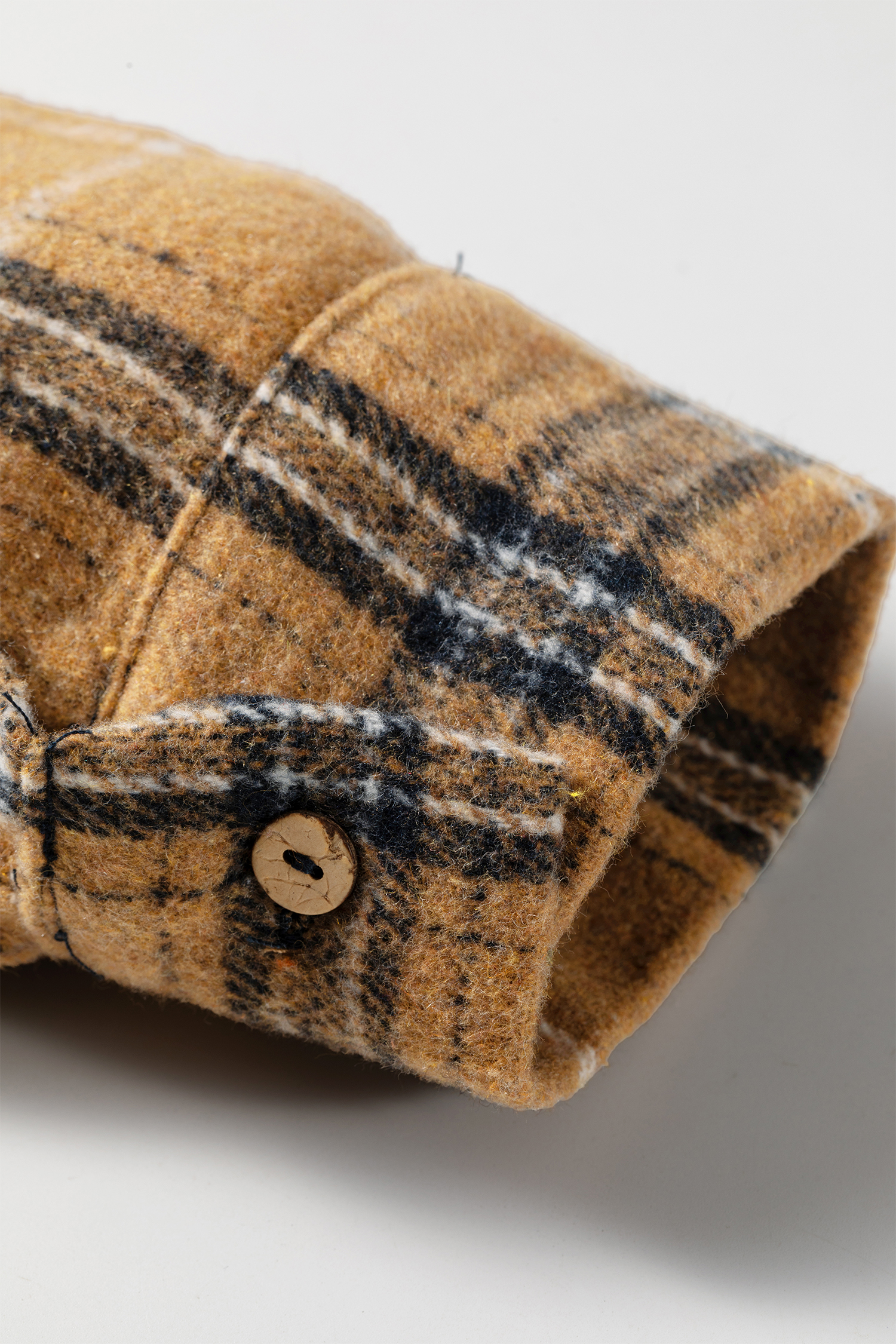 Women's Plaid Button Up Shacket, Casual Long Sleeve Shirt - Detail View 10 Women's Plaid Button Up Shacket, Casual Long Sleeve Shirt - Detail View 10