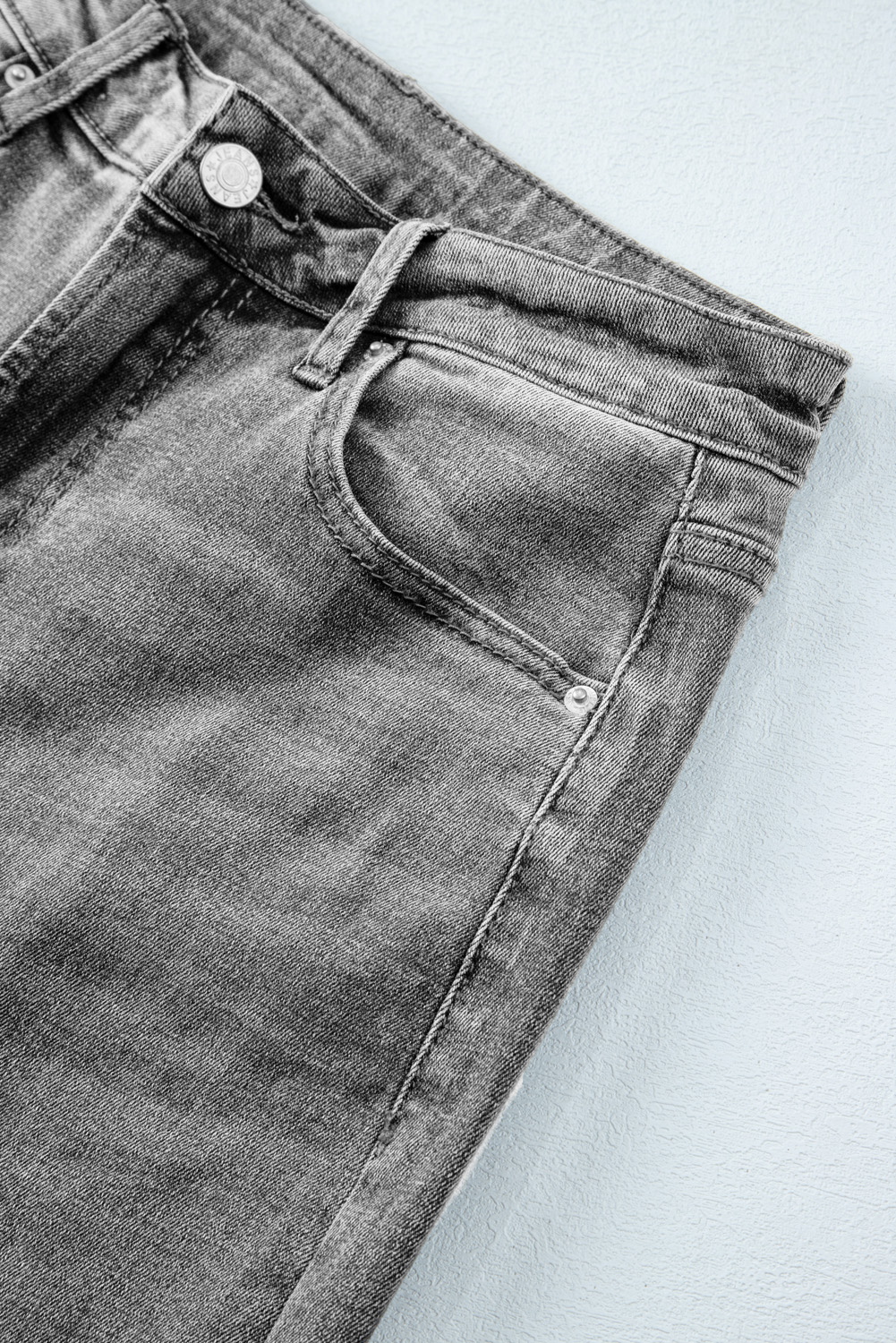 Women's Gray High Waist Straight Leg Jeans – Trendy Loose Fit with Raw Hem for Casual Outings - Detail View 15 Women's Gray High Waist Straight Leg Jeans – Trendy Loose Fit with Raw Hem for Casual Outings - Detail View 15