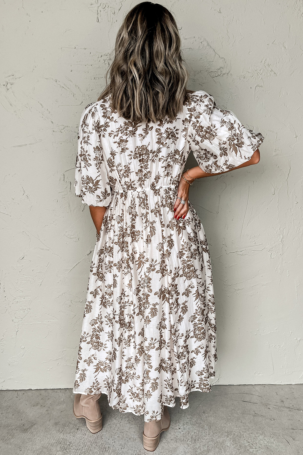 Lightweight and Flowy Khaki Dress with Button Closure - Ideal for Weddings and Daily Wear - Detail View 3 Lightweight and Flowy Khaki Dress with Button Closure - Ideal for Weddings and Daily Wear - Detail View 3